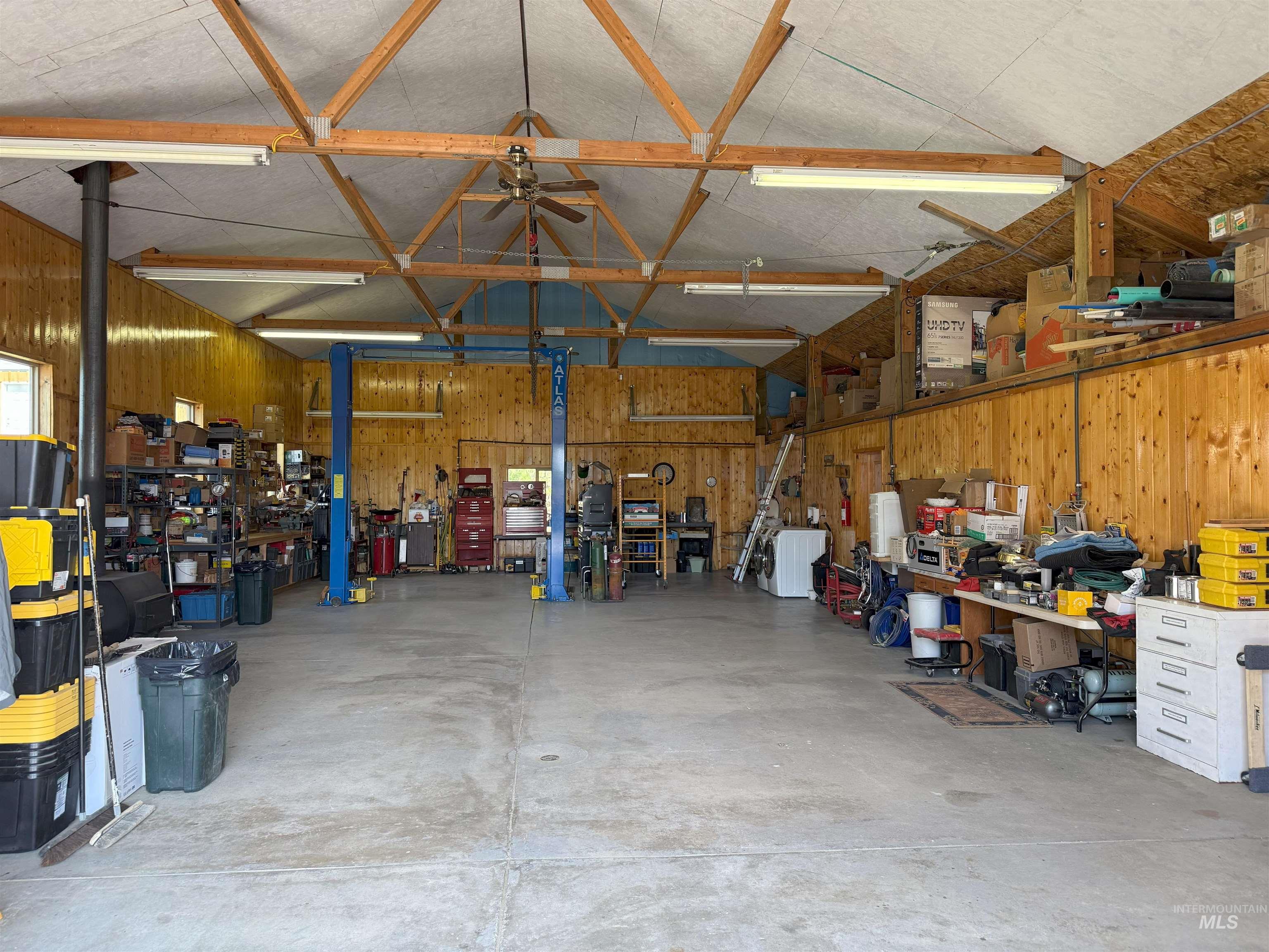 500 Maxwell Lane, Elk City, Idaho 83525, 3 Bedrooms, 2.5 Bathrooms, Residential For Sale, Price $2,395,000, 98951286