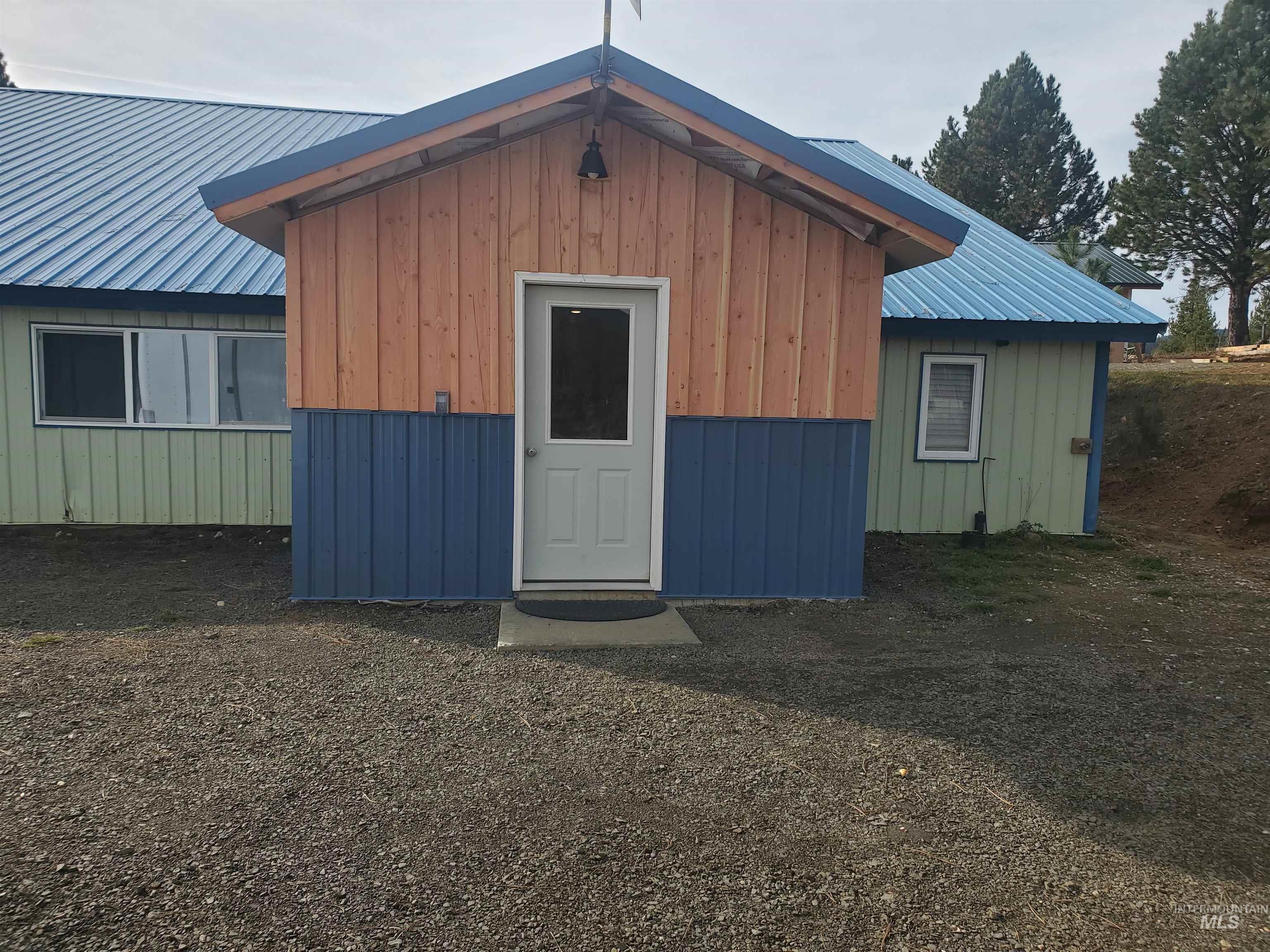 500 Maxwell Lane, Elk City, Idaho 83525, 3 Bedrooms, 2.5 Bathrooms, Residential For Sale, Price $2,395,000, 98951286