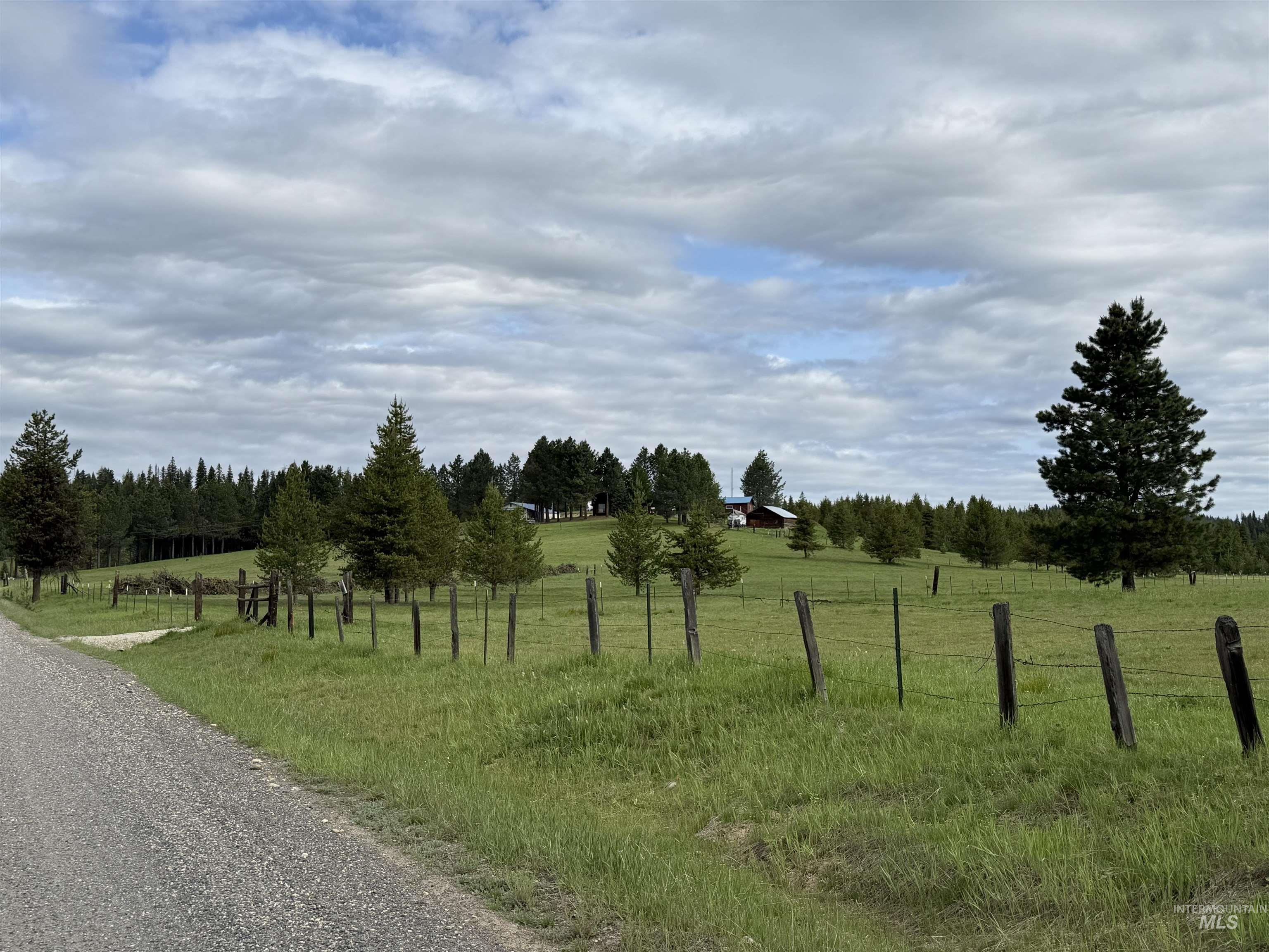 500 Maxwell Lane, Elk City, Idaho 83525, 3 Bedrooms, 2.5 Bathrooms, Residential For Sale, Price $2,395,000, 98951286