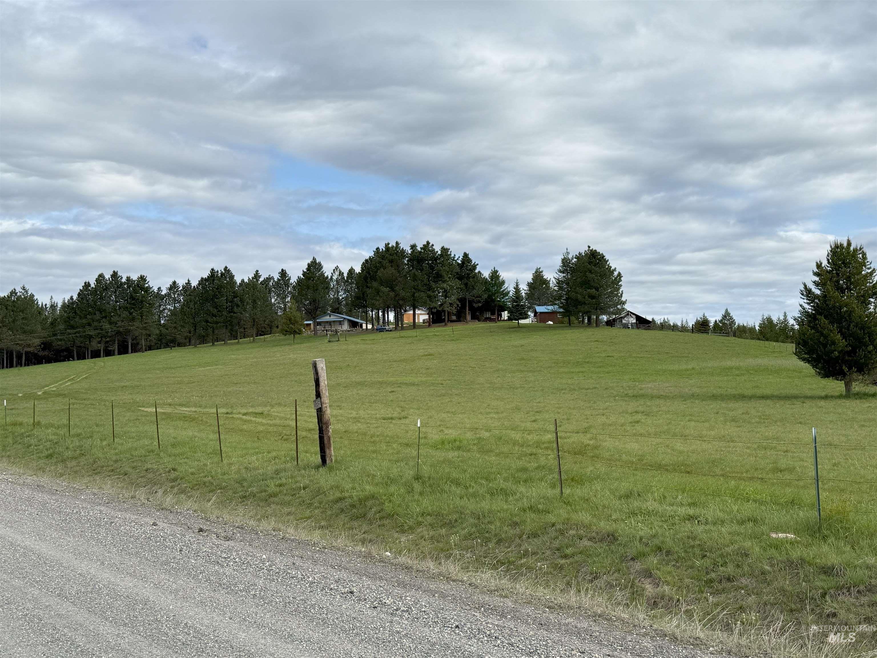 500 Maxwell Lane, Elk City, Idaho 83525, 3 Bedrooms, 2.5 Bathrooms, Residential For Sale, Price $2,395,000, 98951286