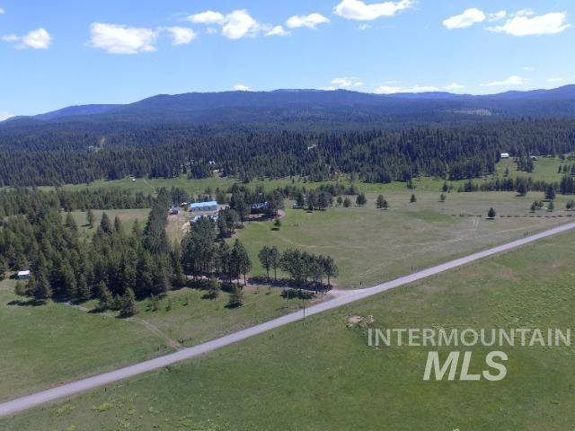500 Maxwell Lane, Elk City, Idaho 83525, 3 Bedrooms, 2.5 Bathrooms, Residential For Sale, Price $2,395,000, 98951286