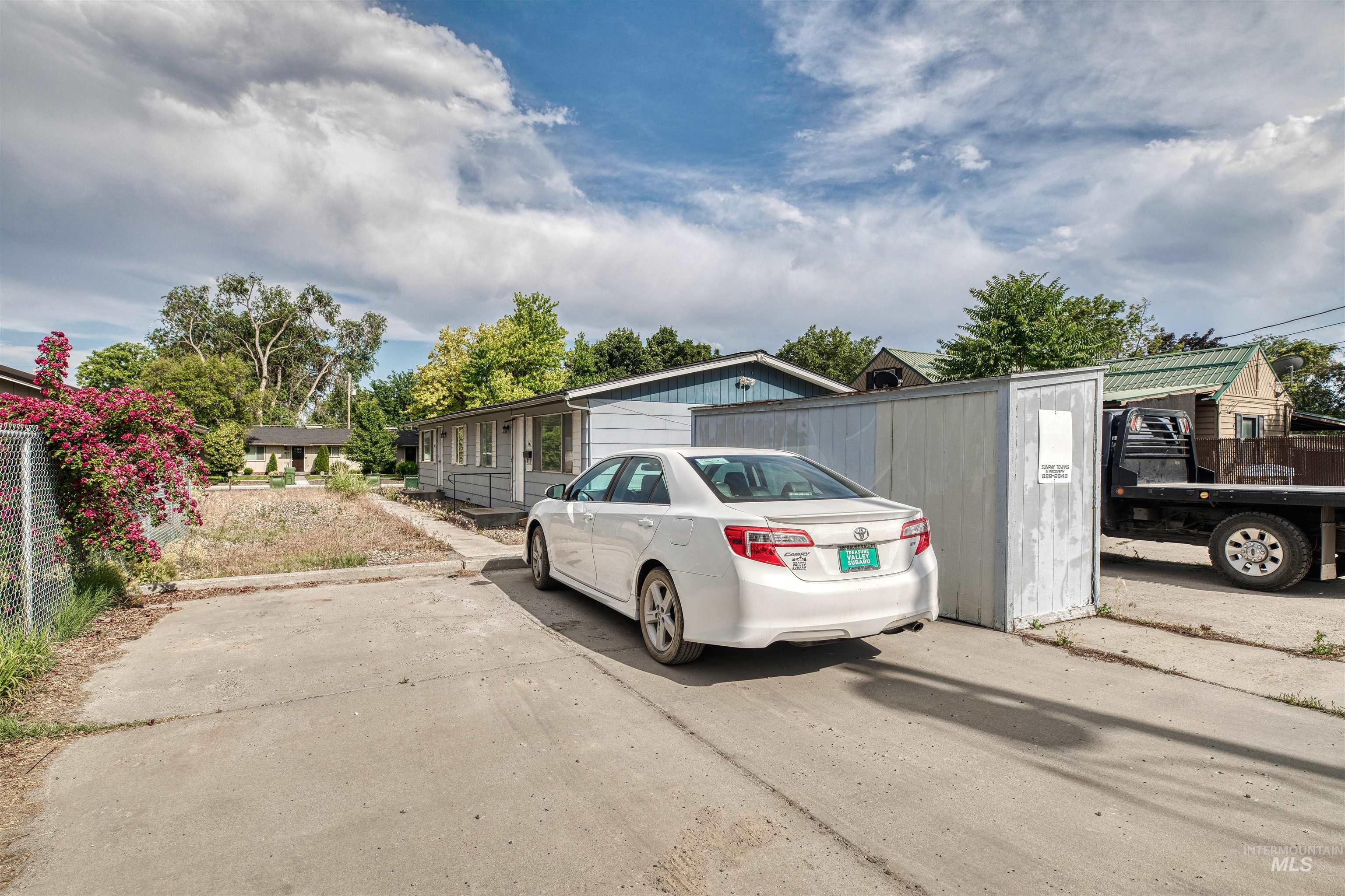 345/347 NW 7th St, Ontario, Oregon 97914, 2 Bedrooms, 1 Bathroom, Residential Income For Sale, Price $335,000, 98951288