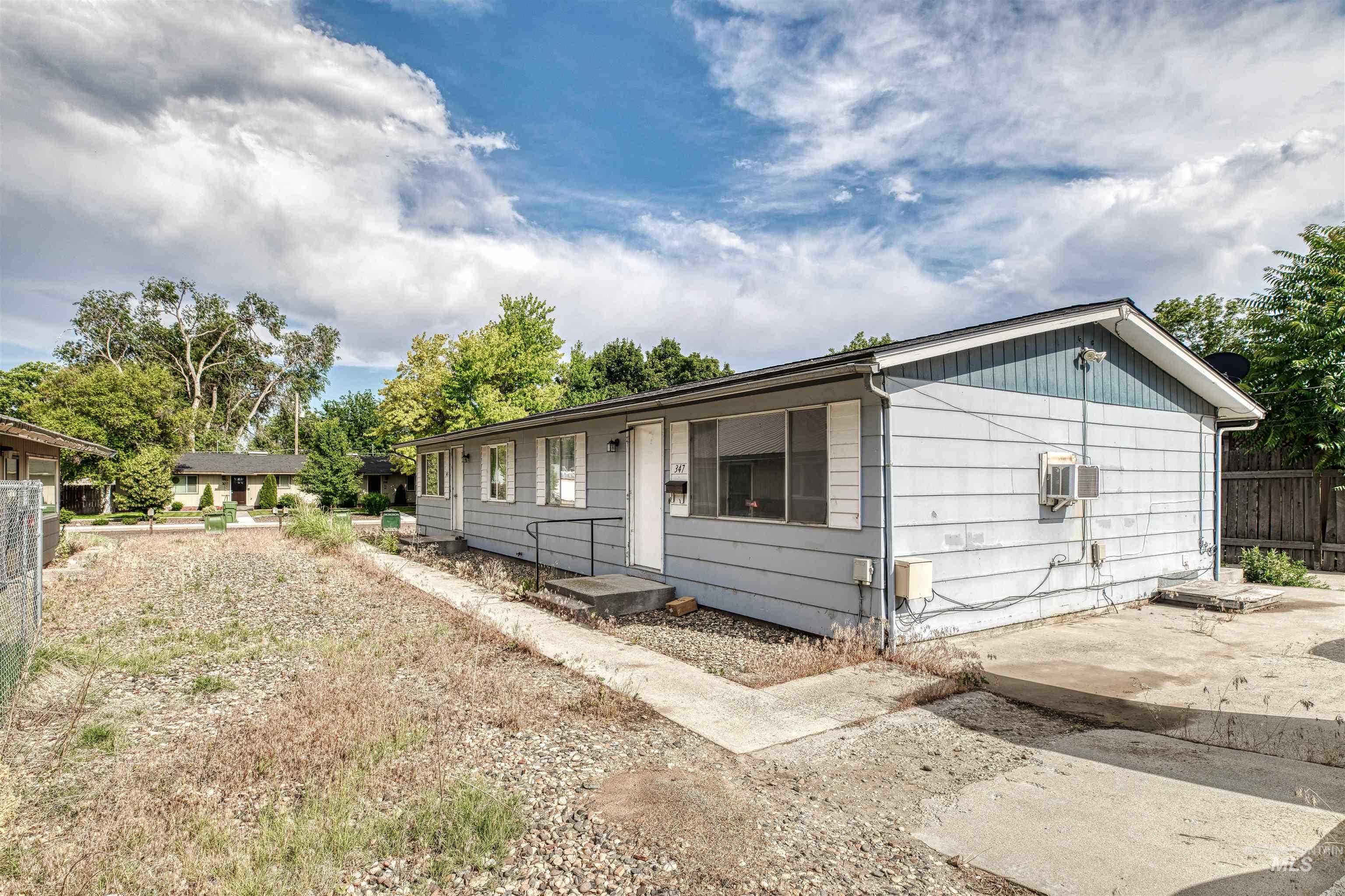 345/347 NW 7th St, Ontario, Oregon 97914, 2 Bedrooms, 1 Bathroom, Residential Income For Sale, Price $335,000, 98951288