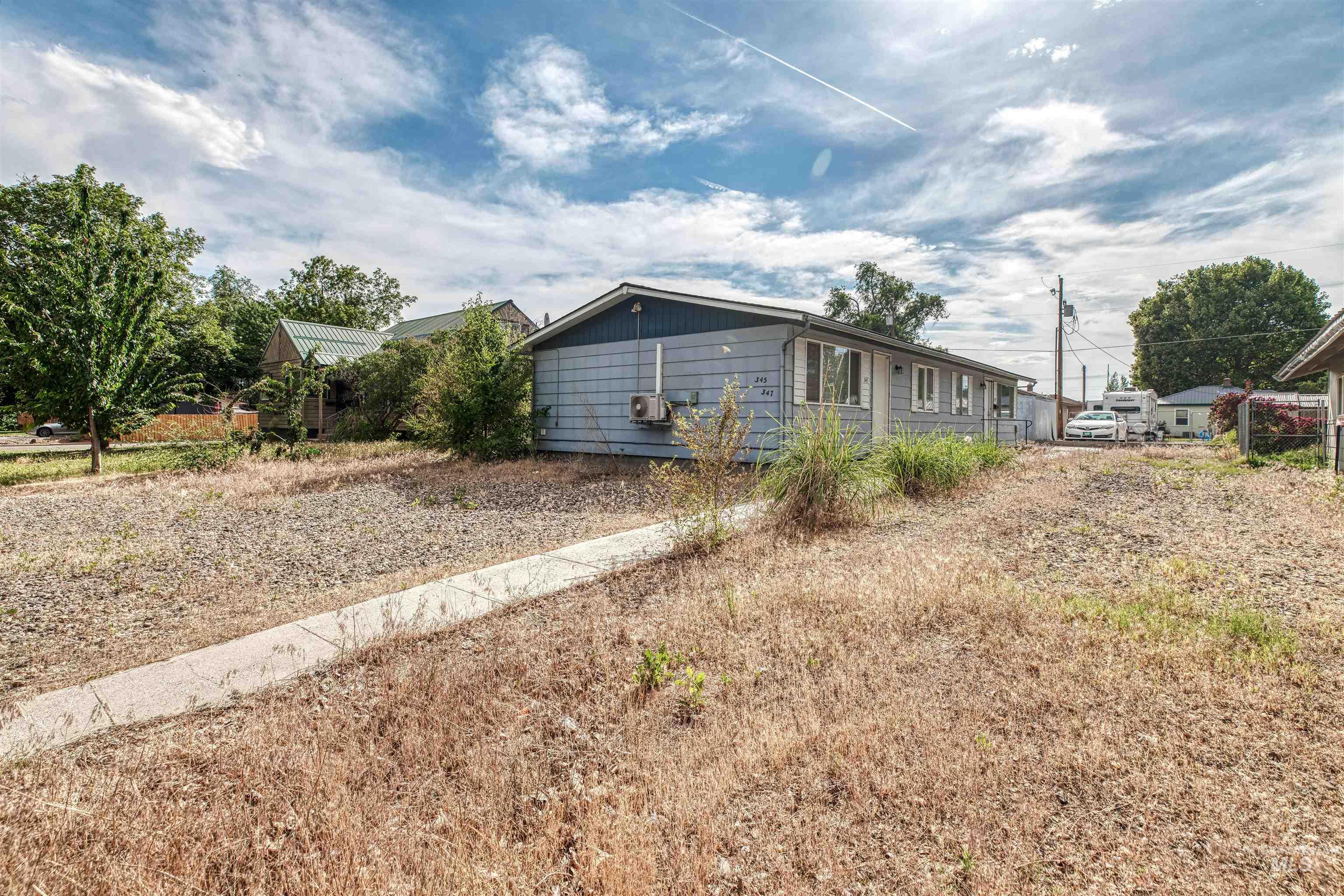 345/347 NW 7th St, Ontario, Oregon 97914, 2 Bedrooms, 1 Bathroom, Residential Income For Sale, Price $335,000, 98951288