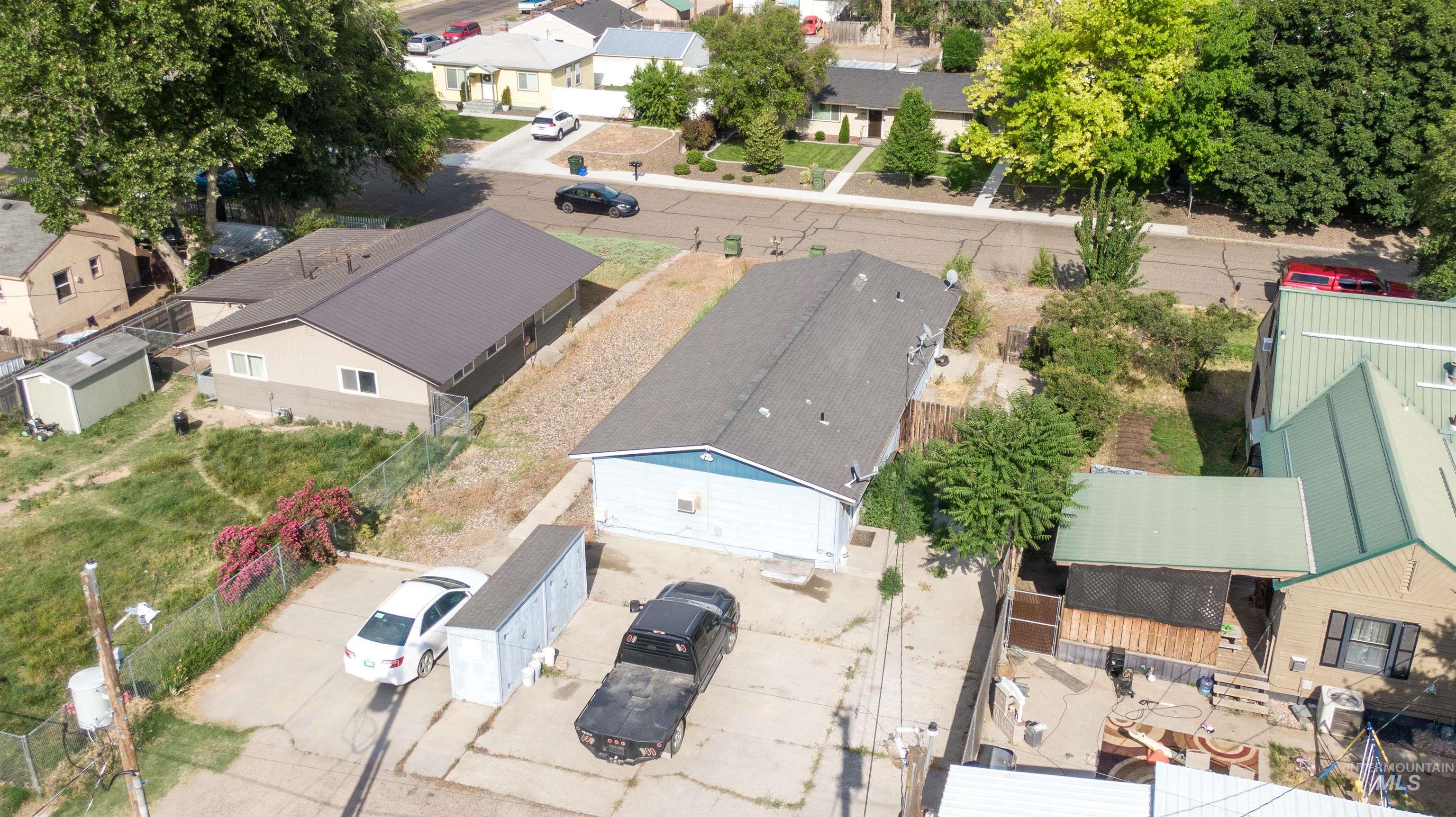 345/347 NW 7th St, Ontario, Oregon 97914, 2 Bedrooms, 1 Bathroom, Residential Income For Sale, Price $335,000, 98951288