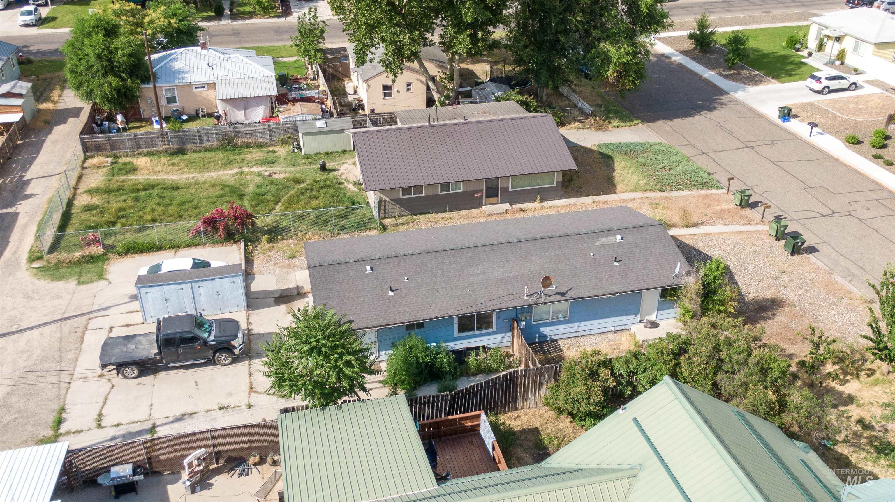 345/347 NW 7th St, Ontario, Oregon 97914, 2 Bedrooms, 1 Bathroom, Residential Income For Sale, Price $335,000, 98951288