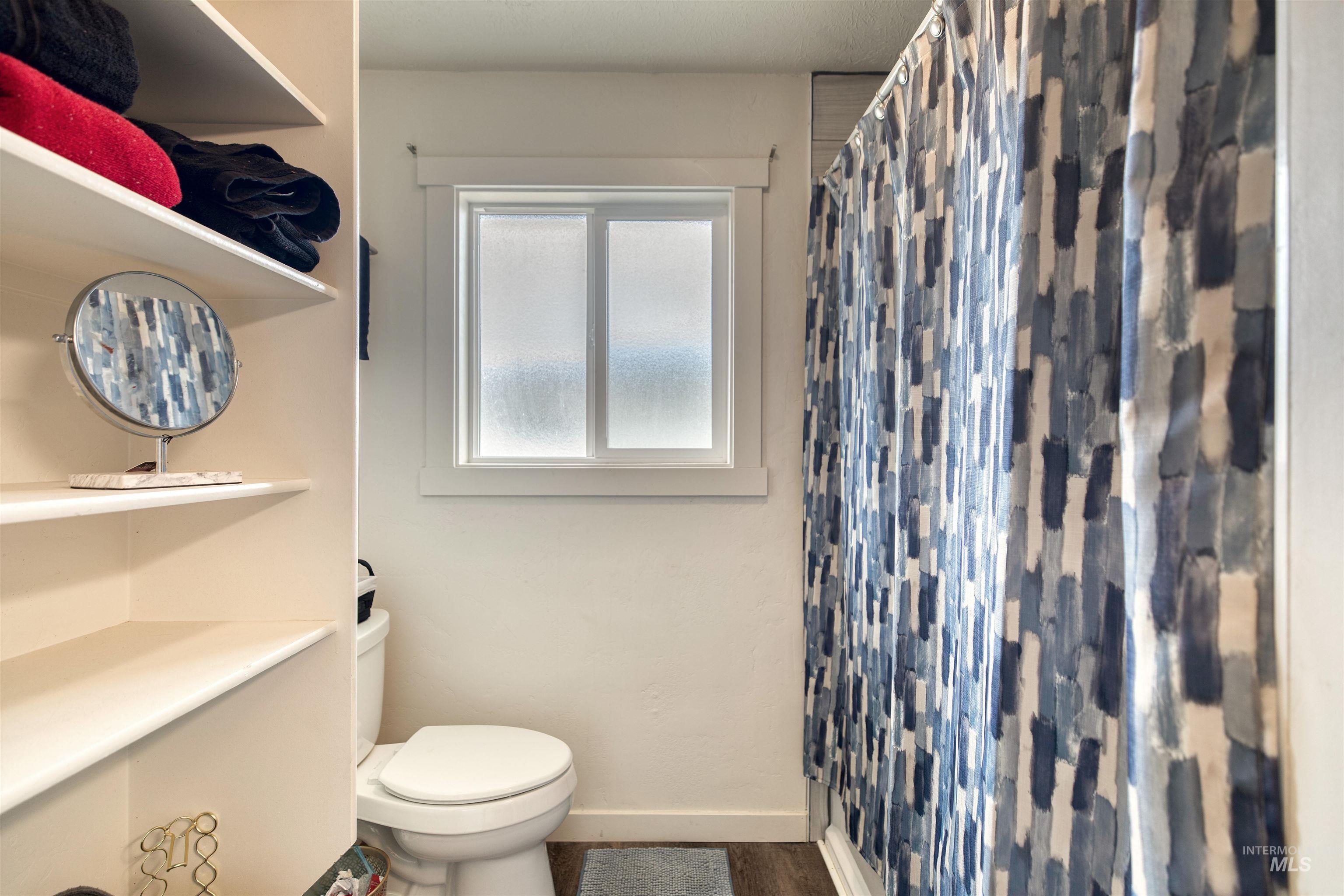 650/652 NW 6th St, Ontario, Oregon 97914, 2 Bedrooms, 1 Bathroom, Residential Income For Sale, Price $365,000, 98951289