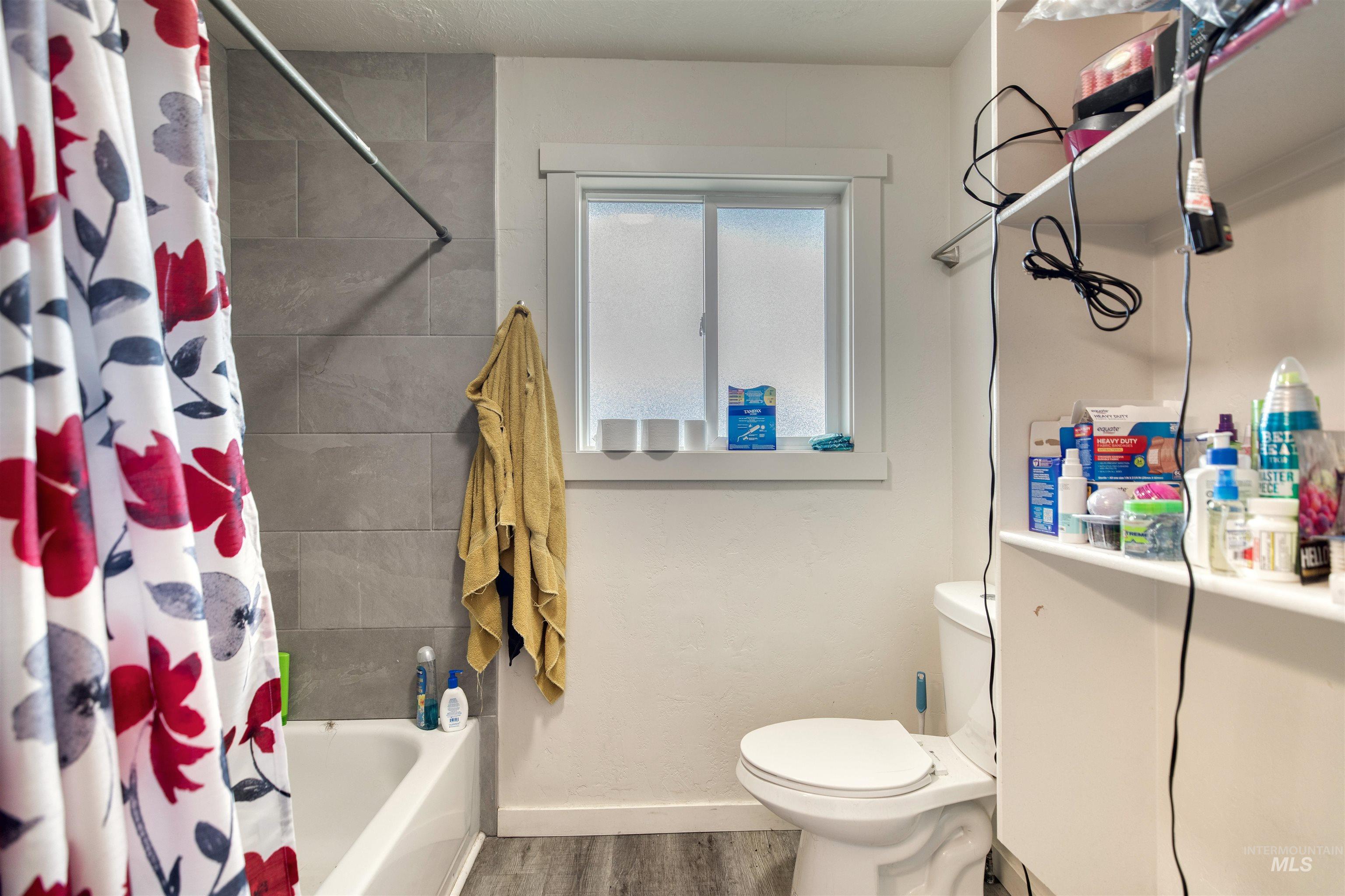 650/652 NW 6th St, Ontario, Oregon 97914, 2 Bedrooms, 1 Bathroom, Residential Income For Sale, Price $365,000, 98951289