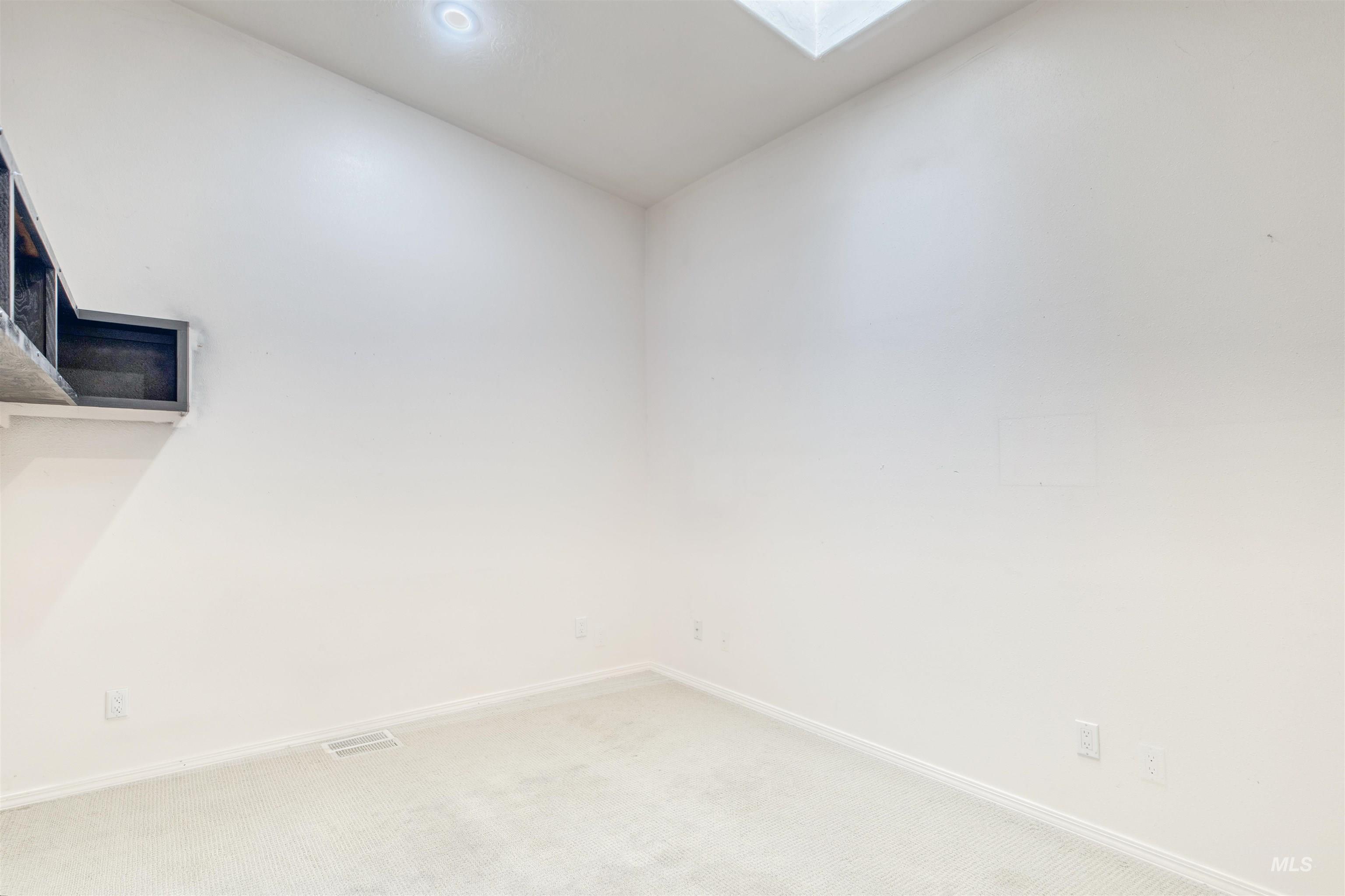 1921 Arcata Way, Ontario, Oregon 97914, 2 Bedrooms, 2 Bathrooms, Residential Income For Sale, Price $395,000, 98951298