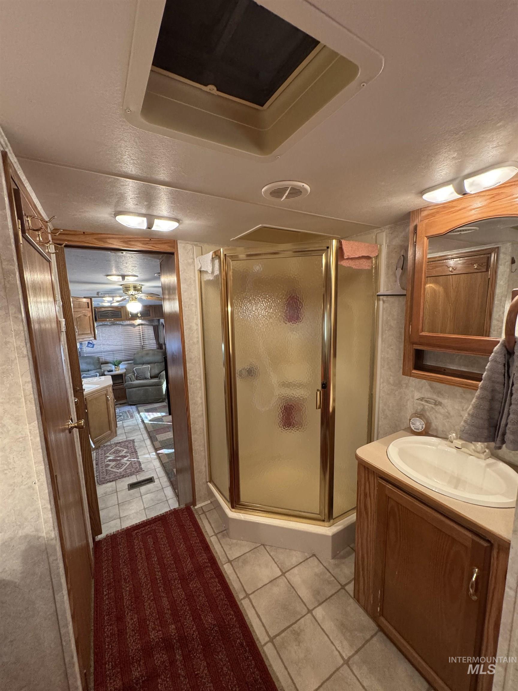 29 B Street, Cascade, Idaho 83611, 1 Bedroom, 1 Bathroom, Residential For Sale, Price $112,500, 98951315