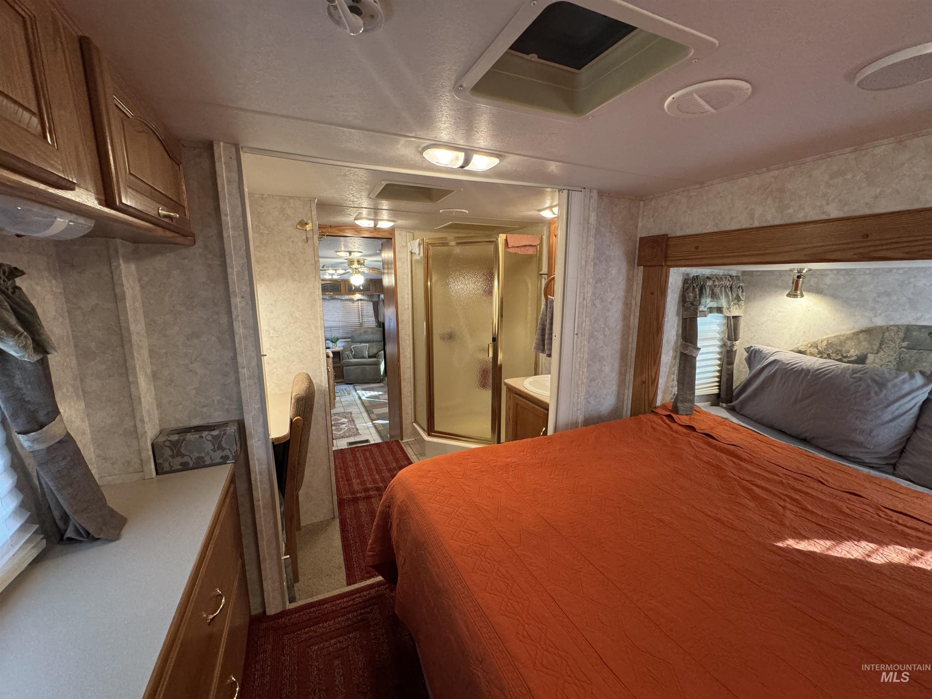 29 B Street, Cascade, Idaho 83611, 1 Bedroom, 1 Bathroom, Residential For Sale, Price $112,500, 98951315