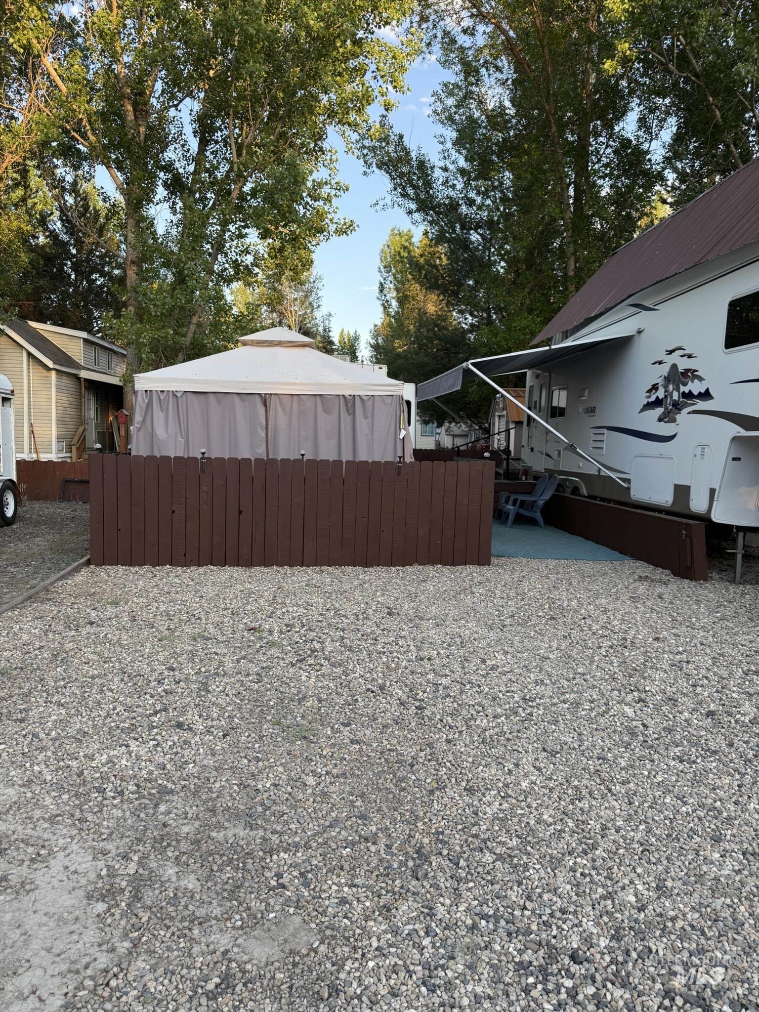 29 B Street, Cascade, Idaho 83611, 1 Bedroom, 1 Bathroom, Residential For Sale, Price $112,500, 98951315