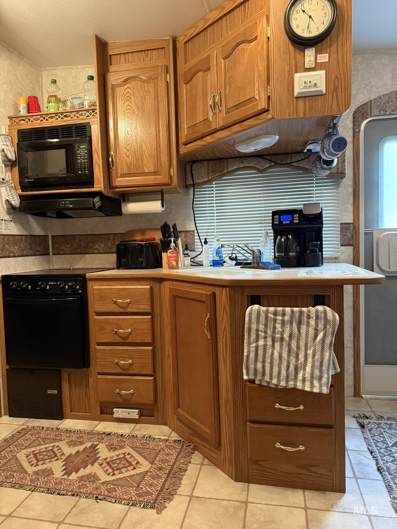 29 B Street, Cascade, Idaho 83611, 1 Bedroom, 1 Bathroom, Residential For Sale, Price $112,500, 98951315