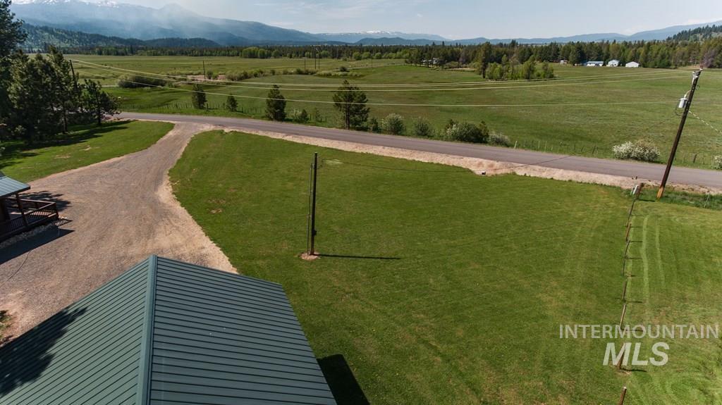 165 Clear Creek Rd, Cascade, Idaho 83611, 4 Bedrooms, 3 Bathrooms, Residential For Sale, Price $869,900, 98951321