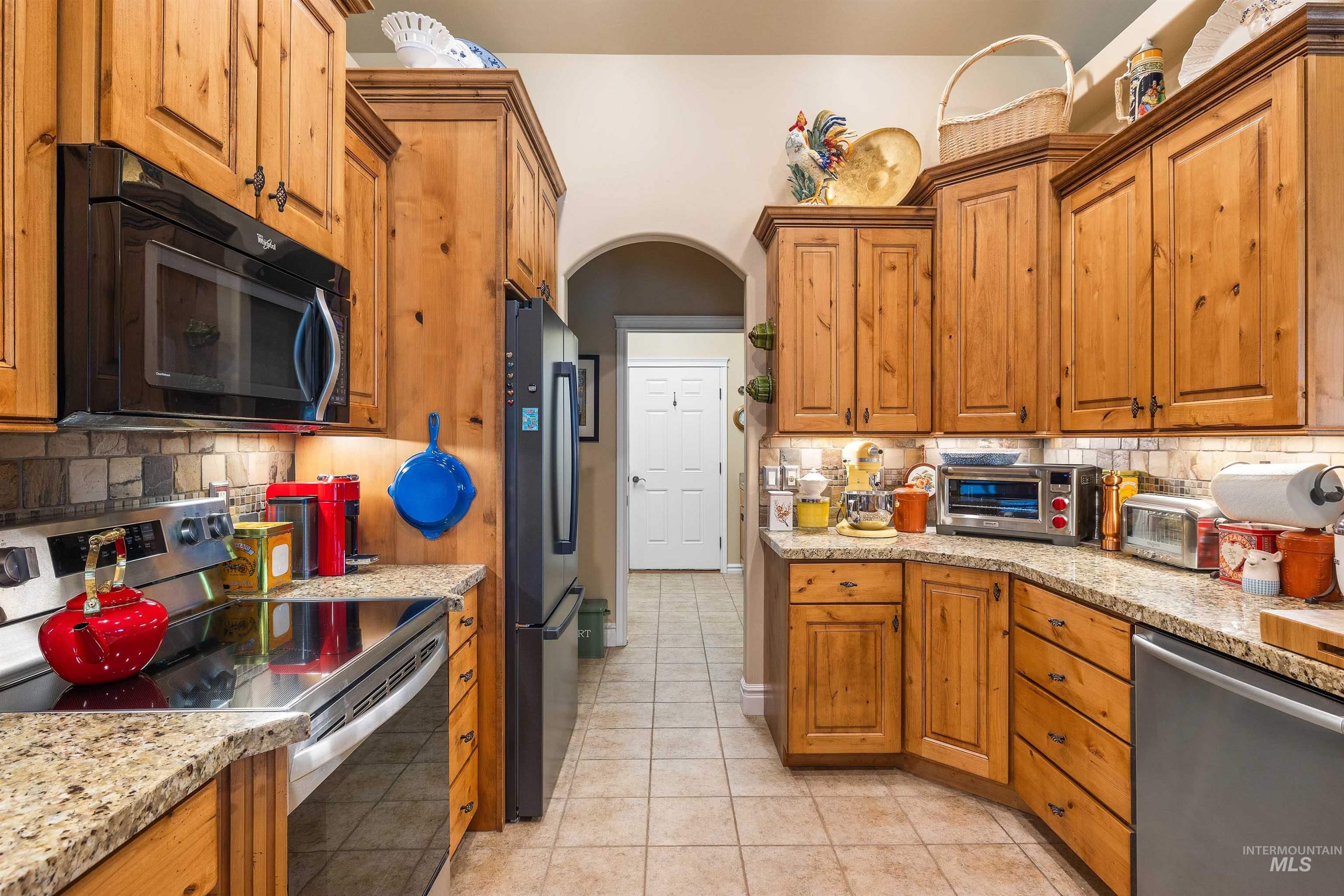 455 Coiner Cir, Twin Falls, Idaho 83301-7891, 4 Bedrooms, 2.5 Bathrooms, Residential For Sale, Price $565,000, 98951325