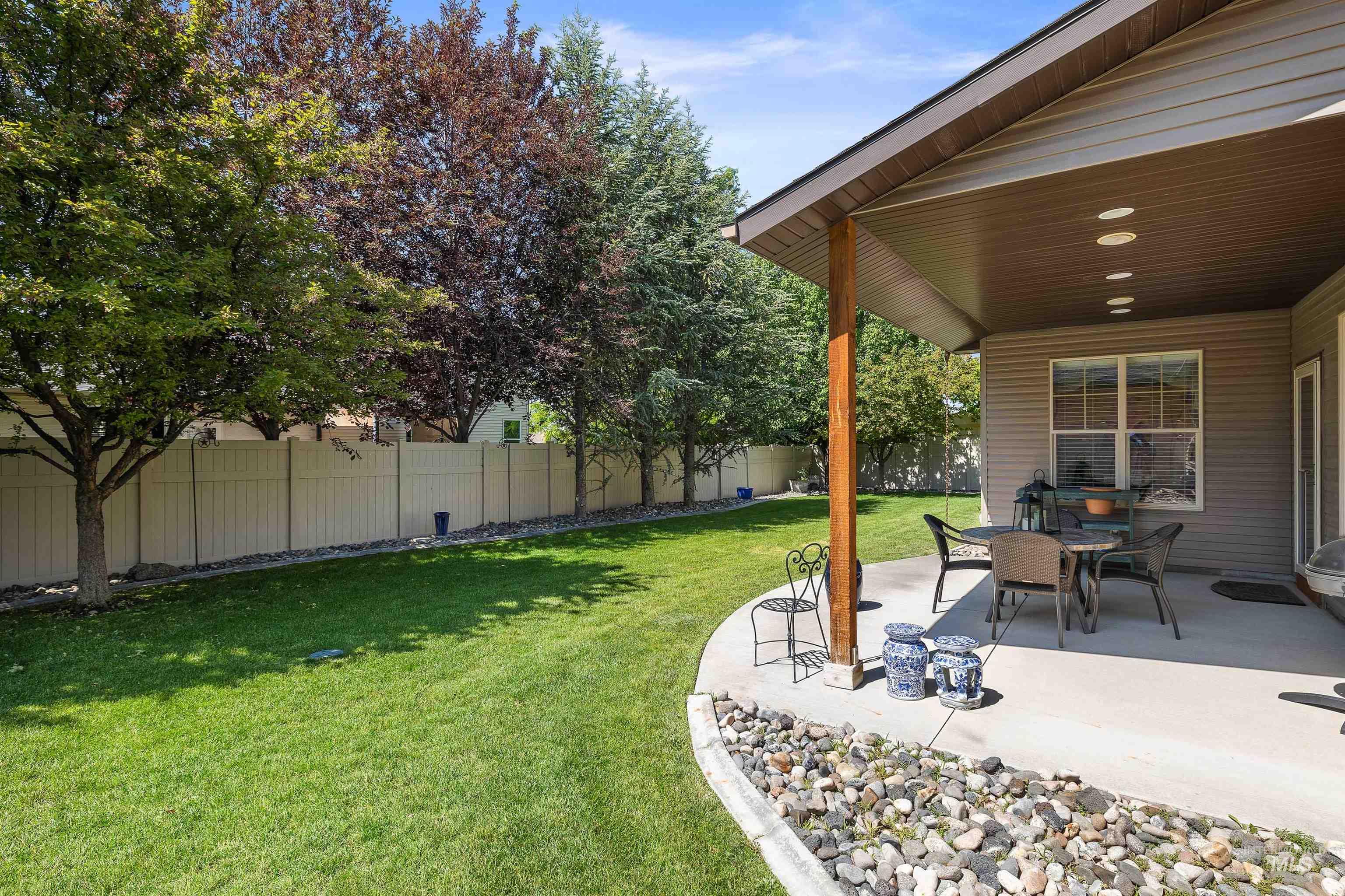 455 Coiner Cir, Twin Falls, Idaho 83301-7891, 4 Bedrooms, 2.5 Bathrooms, Residential For Sale, Price $565,000, 98951325