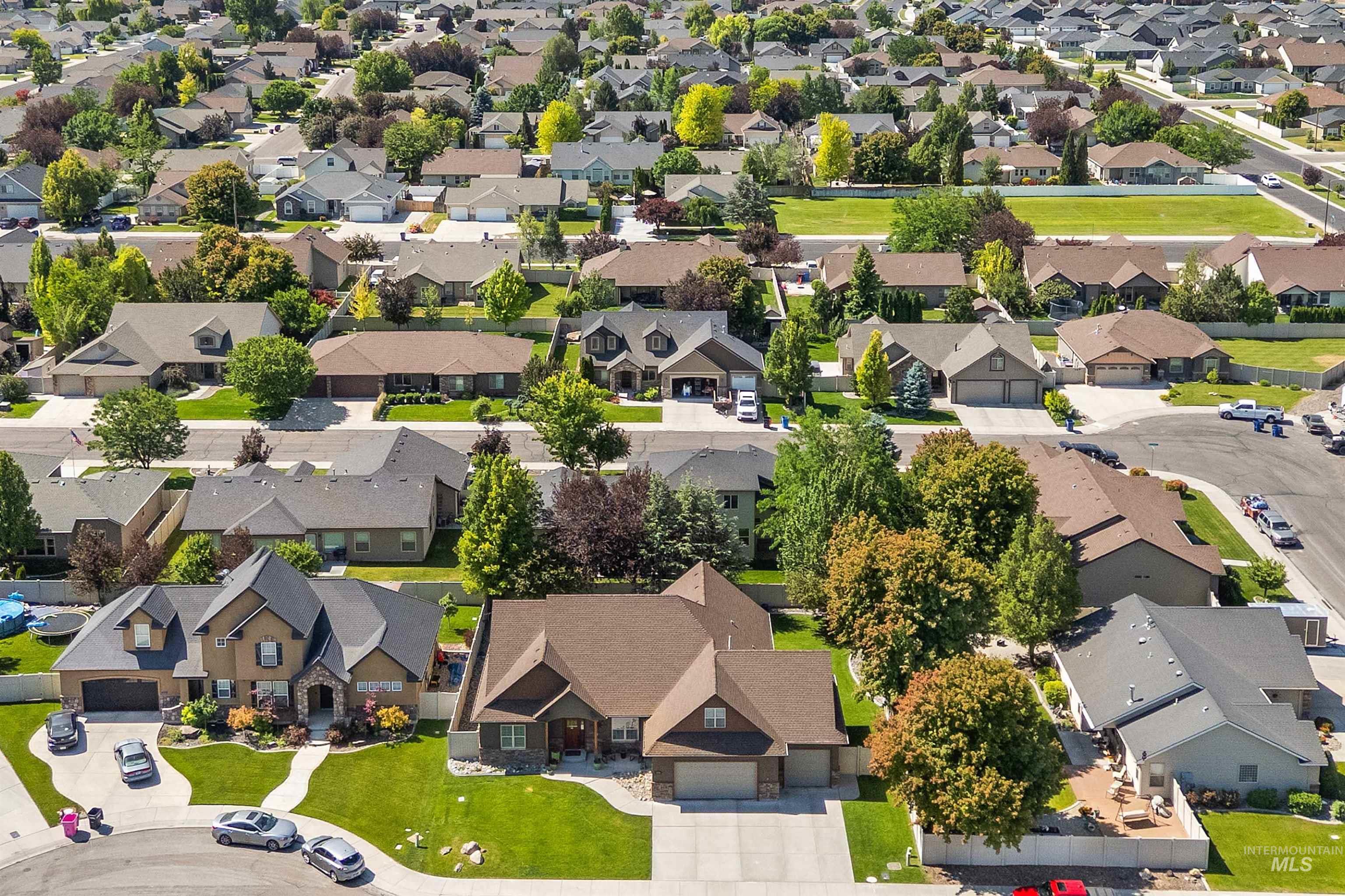 455 Coiner Cir, Twin Falls, Idaho 83301-7891, 4 Bedrooms, 2.5 Bathrooms, Residential For Sale, Price $565,000, 98951325