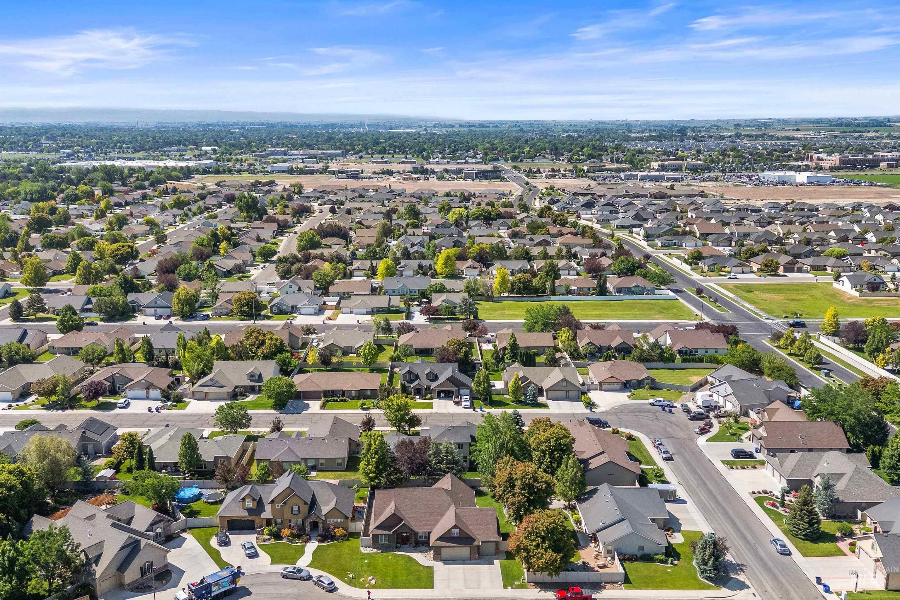 455 Coiner Cir, Twin Falls, Idaho 83301-7891, 4 Bedrooms, 2.5 Bathrooms, Residential For Sale, Price $565,000, 98951325