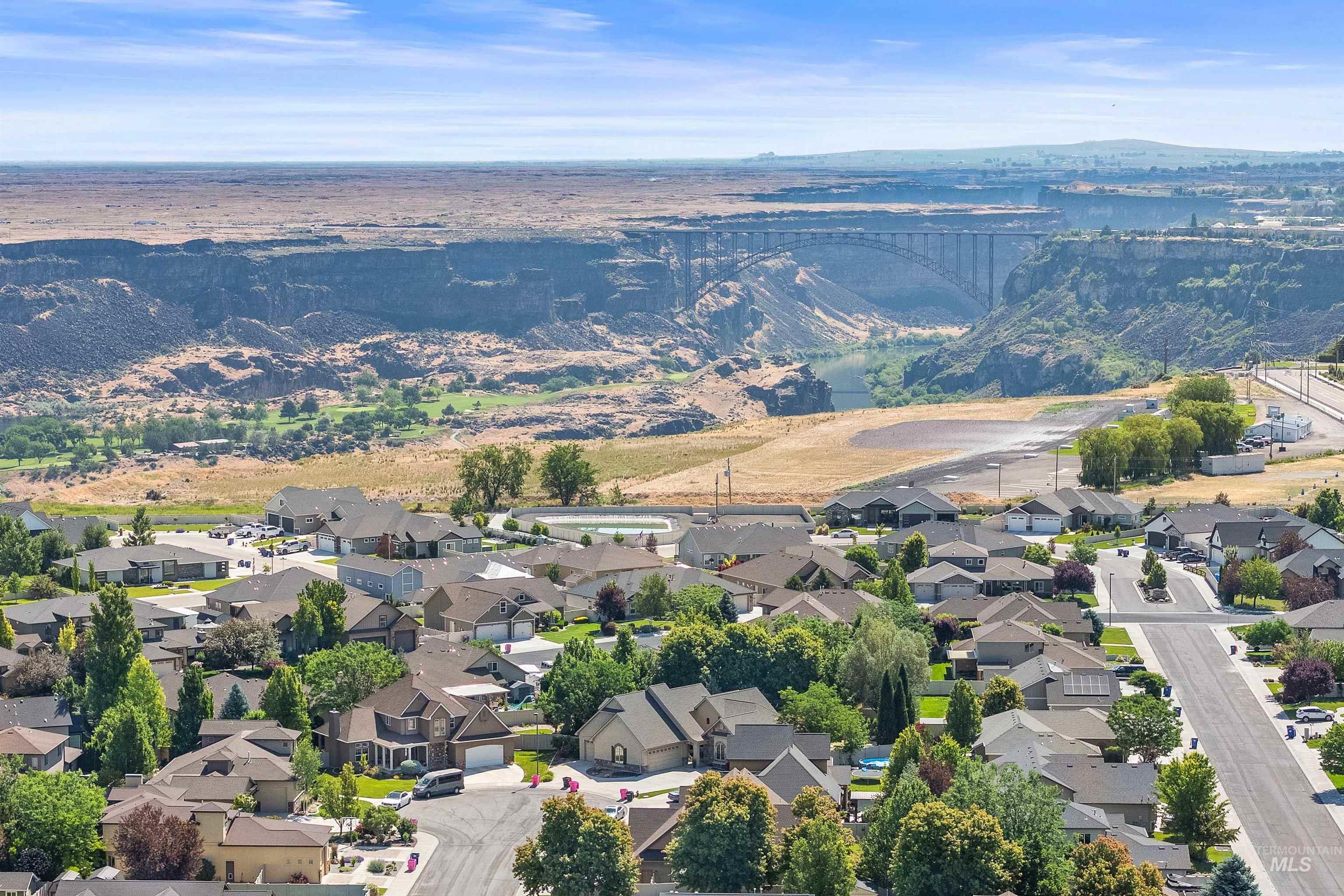 455 Coiner Cir, Twin Falls, Idaho 83301-7891, 4 Bedrooms, 2.5 Bathrooms, Residential For Sale, Price $565,000, 98951325