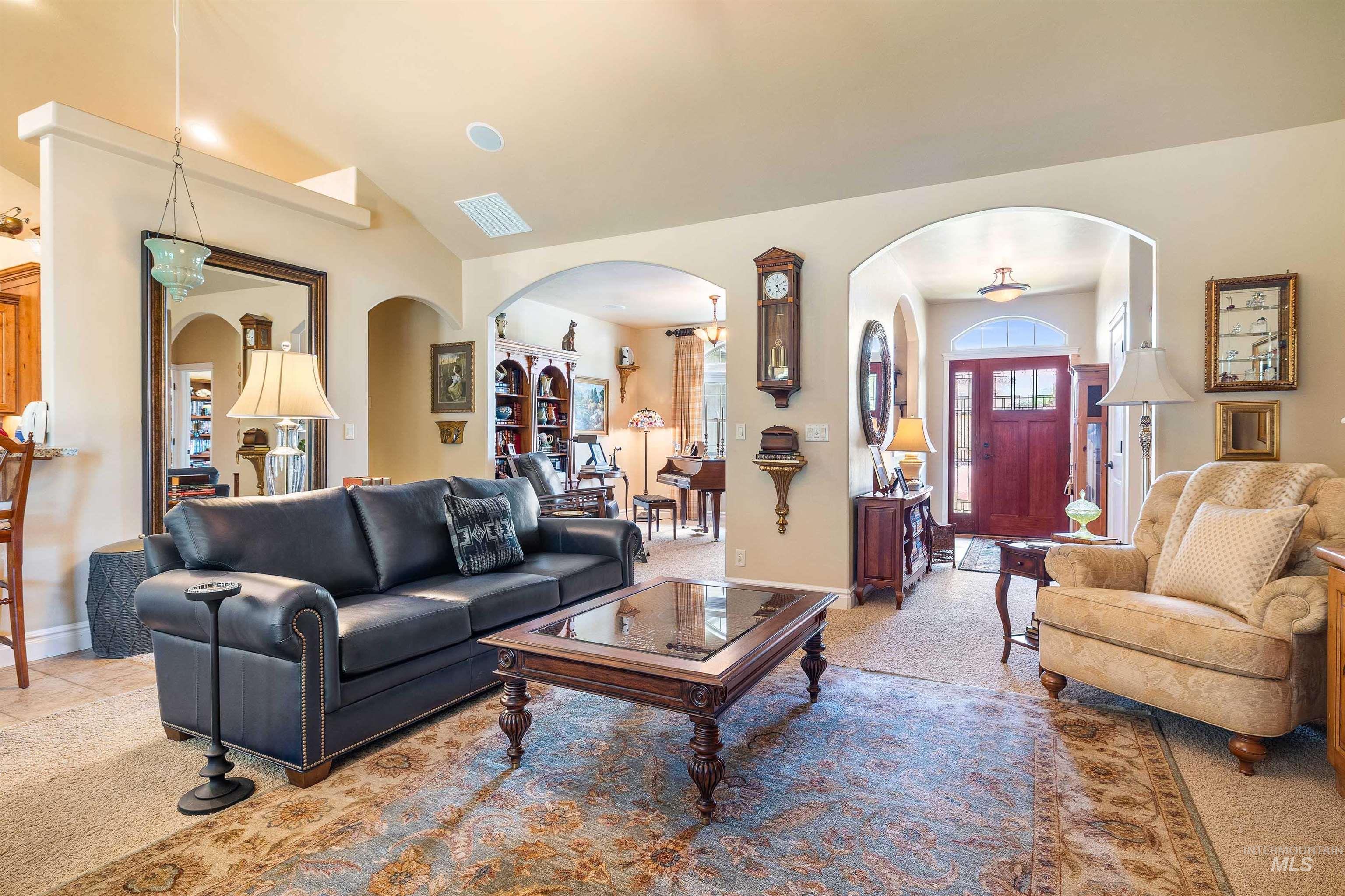 455 Coiner Cir, Twin Falls, Idaho 83301-7891, 4 Bedrooms, 2.5 Bathrooms, Residential For Sale, Price $565,000, 98951325