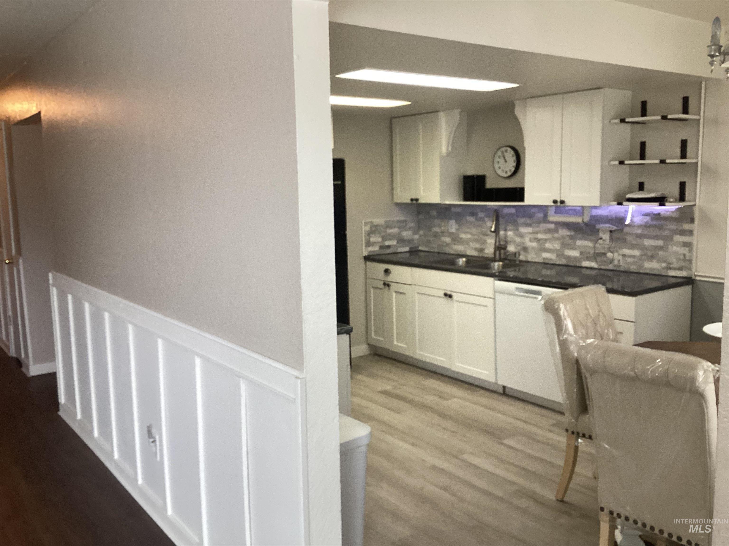 21017 Cottonwood Drive, Greenleaf, Idaho 83626, 3 Bedrooms, 1 Bathroom, Residential For Sale, Price $315,000, 98951331