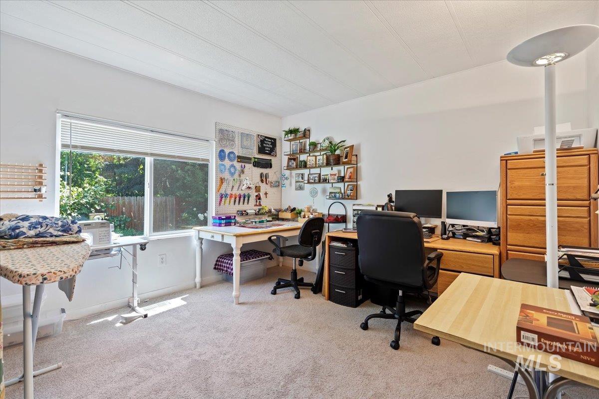 7814 W Manassas, Garden City, Idaho 83714, 3 Bedrooms, 2 Bathrooms, Residential For Sale, Price $199,900, 98951340