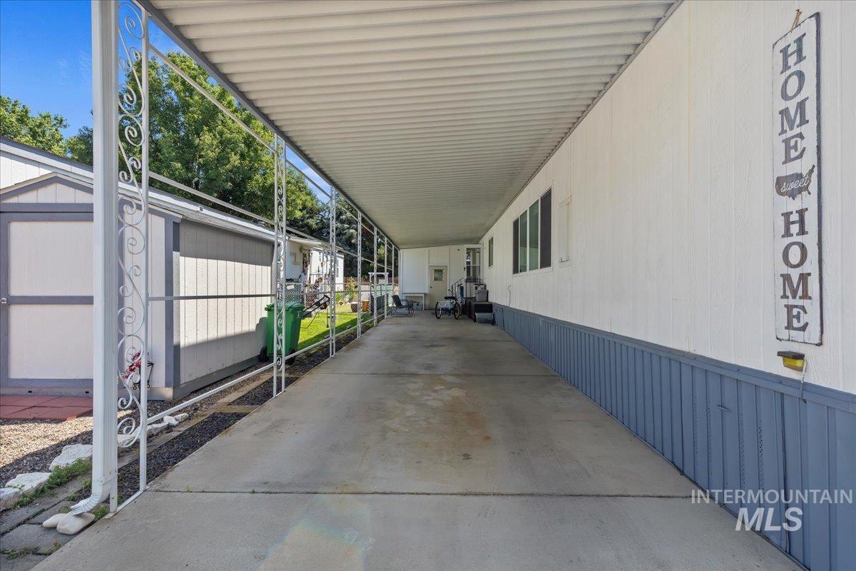 7814 W Manassas, Garden City, Idaho 83714, 3 Bedrooms, 2 Bathrooms, Residential For Sale, Price $199,900, 98951340