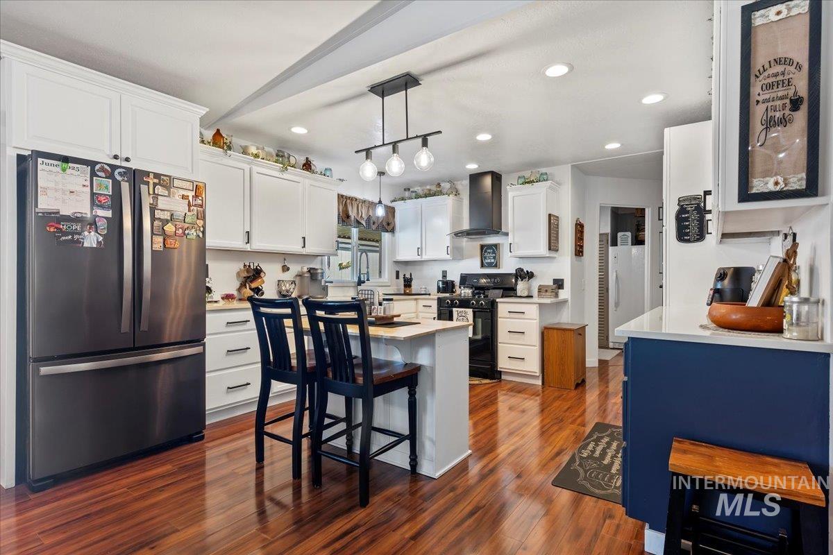 7814 W Manassas, Garden City, Idaho 83714, 3 Bedrooms, 2 Bathrooms, Residential For Sale, Price $199,900, 98951340