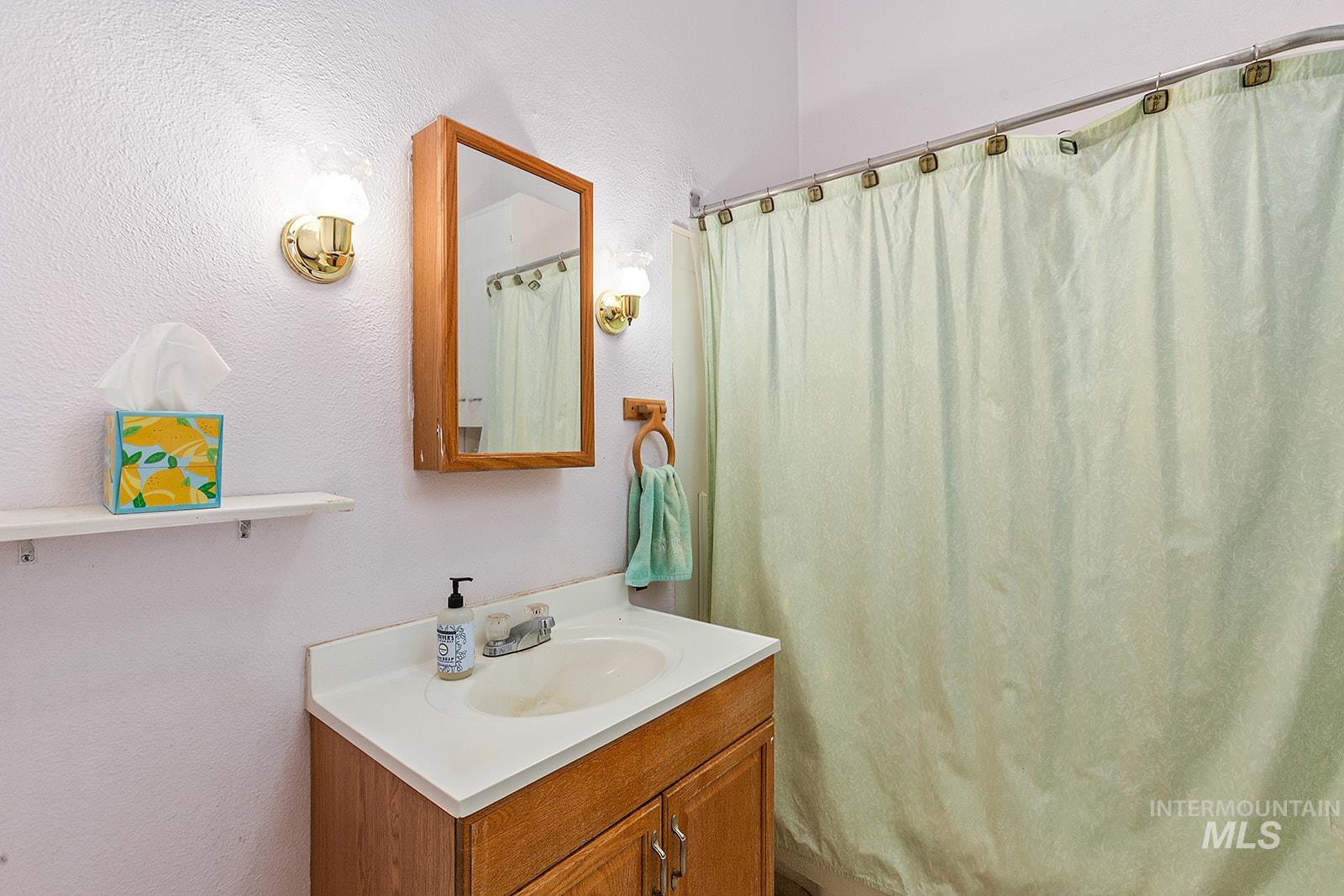 408 6th Avenue, Lewiston, Idaho 83501, 2 Bedrooms, 1 Bathroom, Residential For Sale, Price $189,000, 98951344