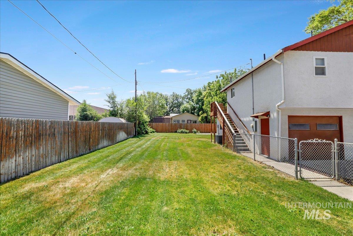 1922 Shoup Ave E, Twin Falls, Idaho 83301, 4 Bedrooms, 2 Bathrooms, Residential Income For Sale, Price $439,000, 98951348