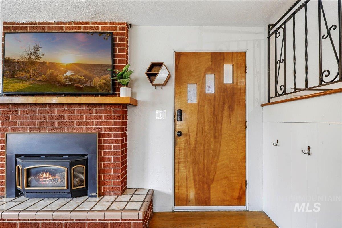 1922 Shoup Ave E, Twin Falls, Idaho 83301, 4 Bedrooms, 2 Bathrooms, Residential Income For Sale, Price $439,000, 98951348