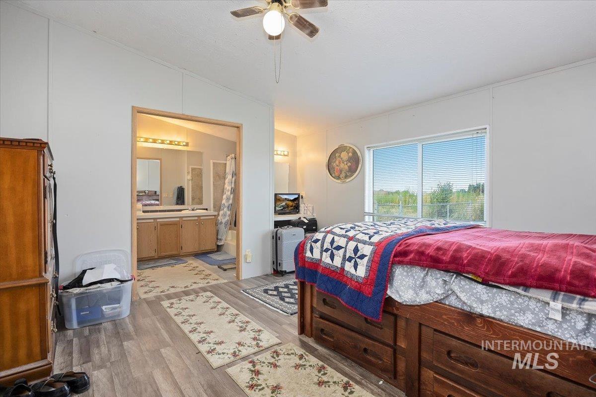 798 W 100 S, Paul, Idaho 83347, 3 Bedrooms, 2 Bathrooms, Residential For Sale, Price $300,000, 98951358