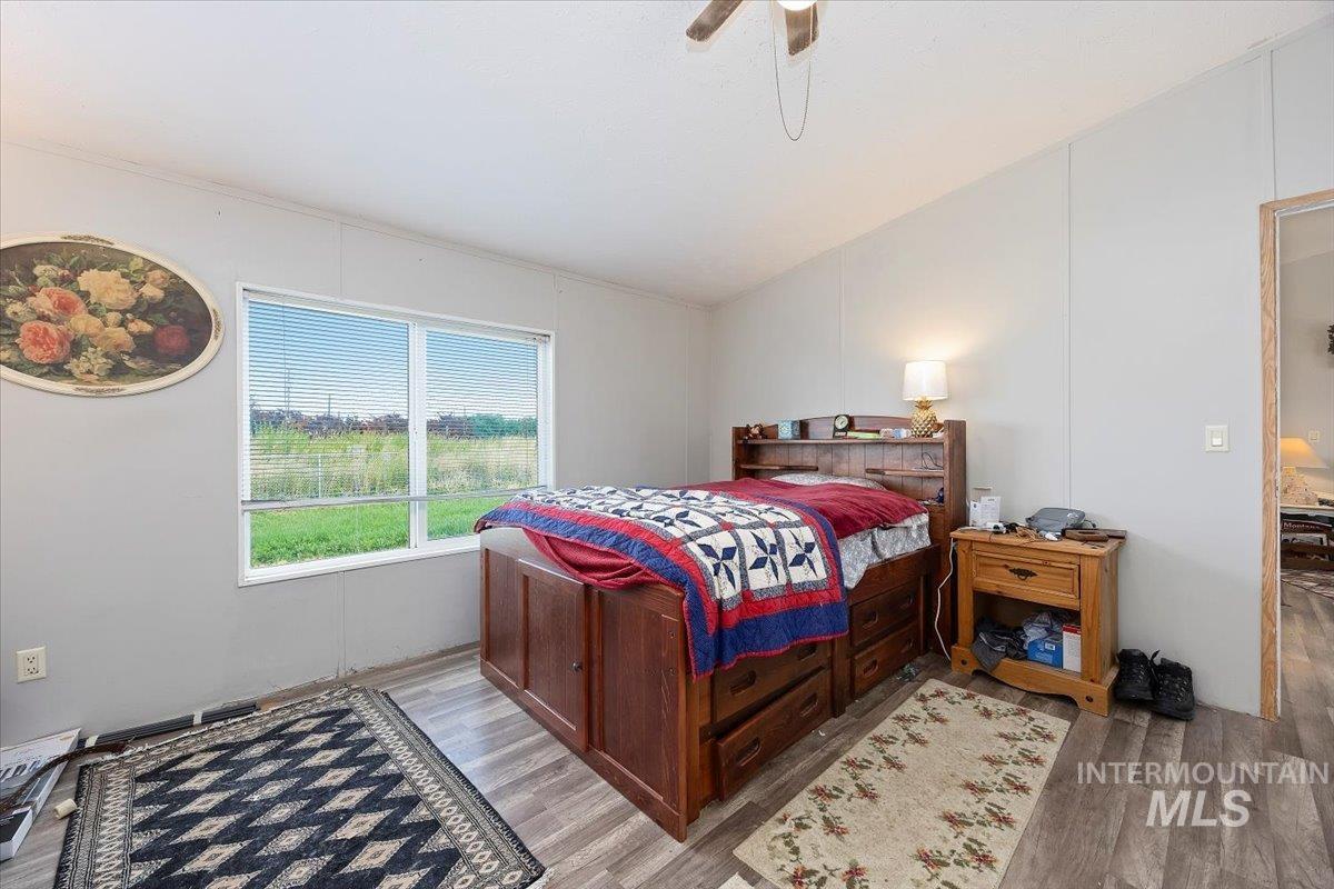 798 W 100 S, Paul, Idaho 83347, 3 Bedrooms, 2 Bathrooms, Residential For Sale, Price $300,000, 98951358