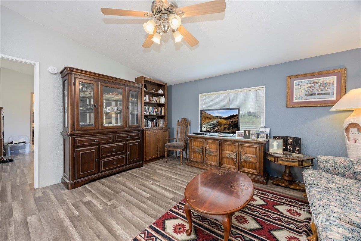 798 W 100 S, Paul, Idaho 83347, 3 Bedrooms, 2 Bathrooms, Residential For Sale, Price $300,000, 98951358