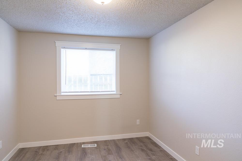1133 Fortner #8, Ontario, Oregon 97914, 3 Bedrooms, 1 Bathroom, Rental For Rent, Price $1,555, 98951363