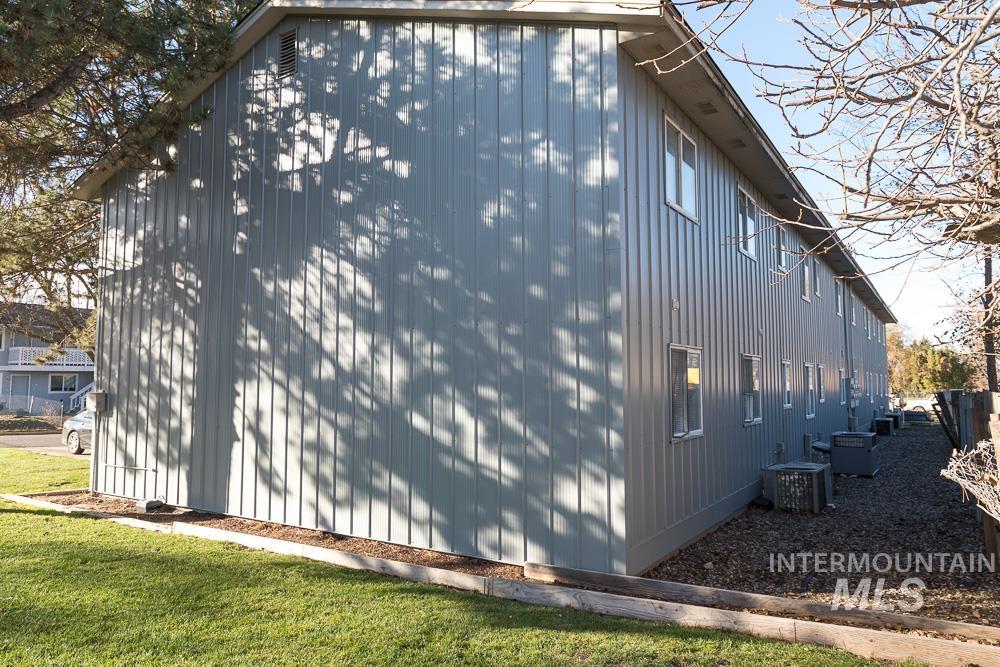 1133 Fortner #8, Ontario, Oregon 97914, 3 Bedrooms, 1 Bathroom, Rental For Rent, Price $1,555, 98951363