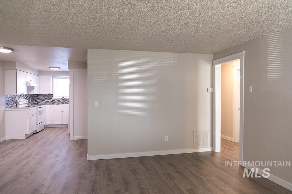 1133 Fortner #8, Ontario, Oregon 97914, 3 Bedrooms, 1 Bathroom, Rental For Rent, Price $1,555, 98951363