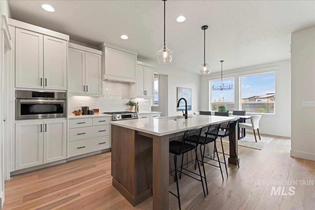 7766 W Daybreak Run Ct, Meridian, Idaho 83646, 3 Bedrooms, 2.5 Bathrooms, Residential For Sale, Price $659,900, 98951374