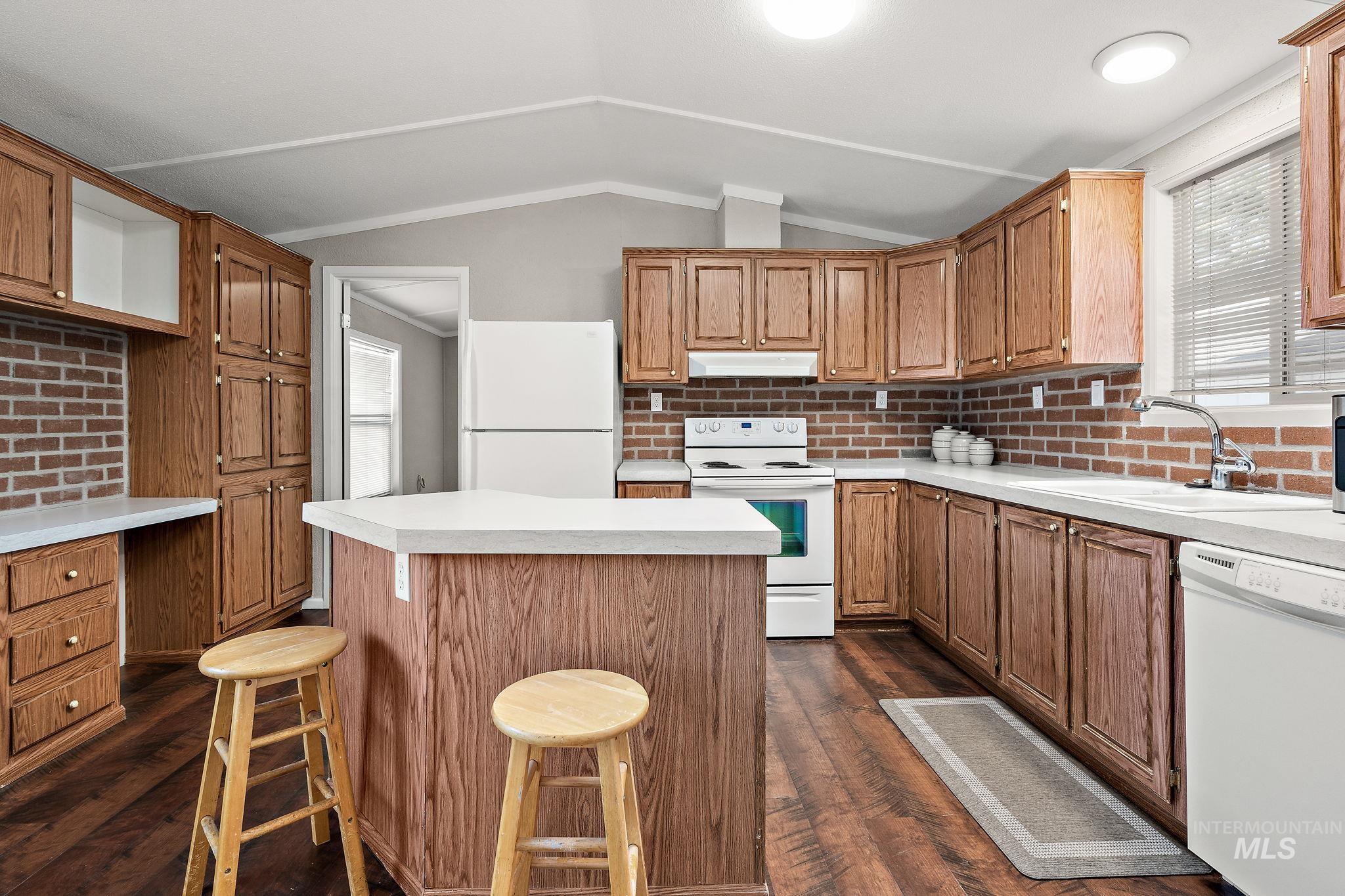 5373 N North Glen Lane, Boise, Idaho 83714-2353, 3 Bedrooms, 2 Bathrooms, Residential For Sale, Price $97,500, 98951380