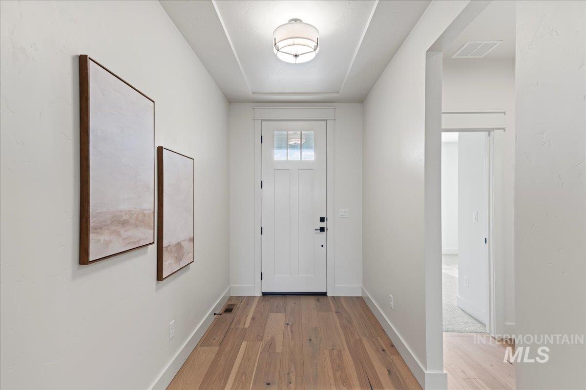 7636 W Old School St., Meridian, Idaho 83646, 3 Bedrooms, 3 Bathrooms, Residential For Sale, Price $639,900, 98951391