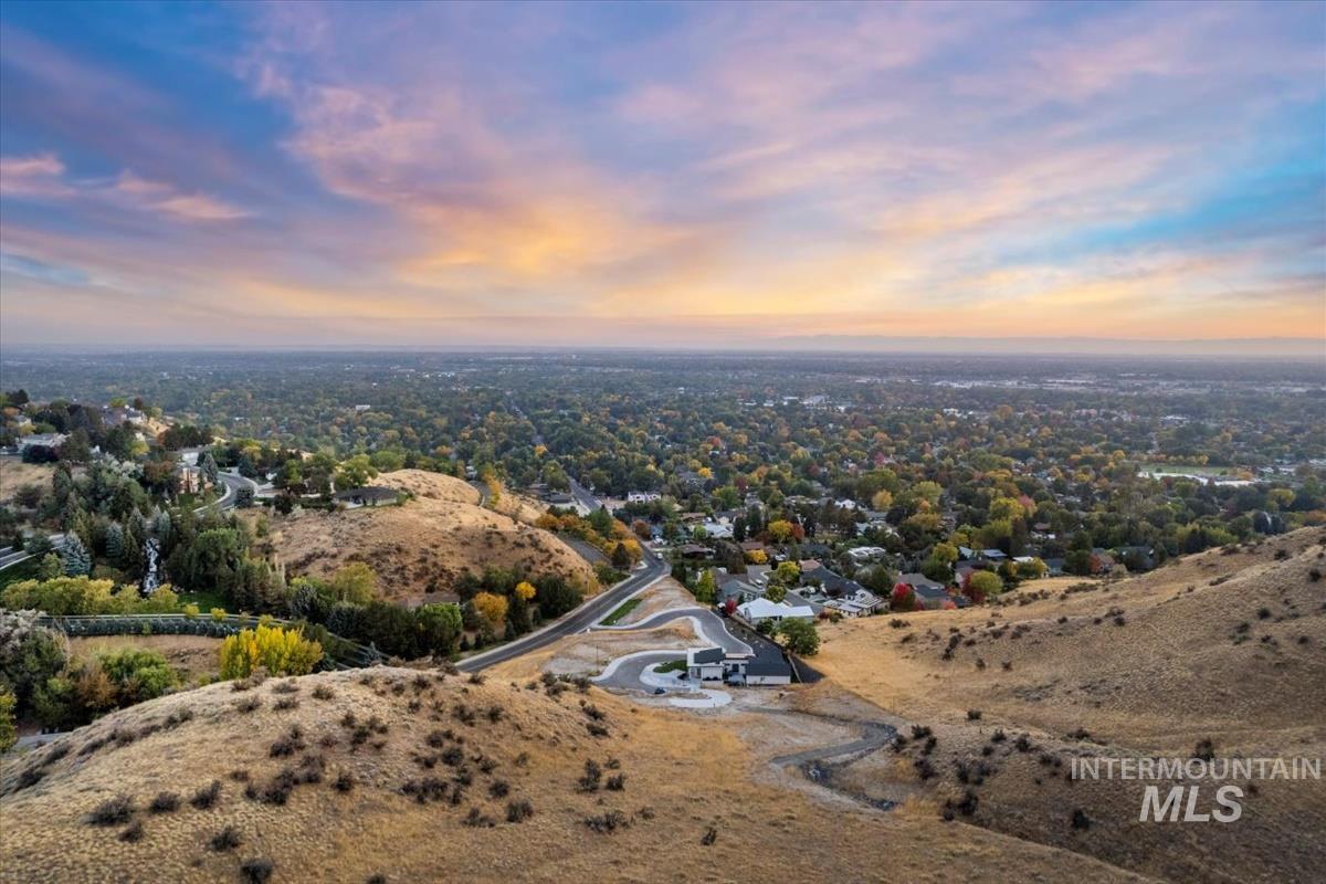 5544 N Polecat Lofts Ln, Boise, Idaho 83703, 3 Bedrooms, 2.5 Bathrooms, Residential For Sale, Price $1,599,900, 98951398