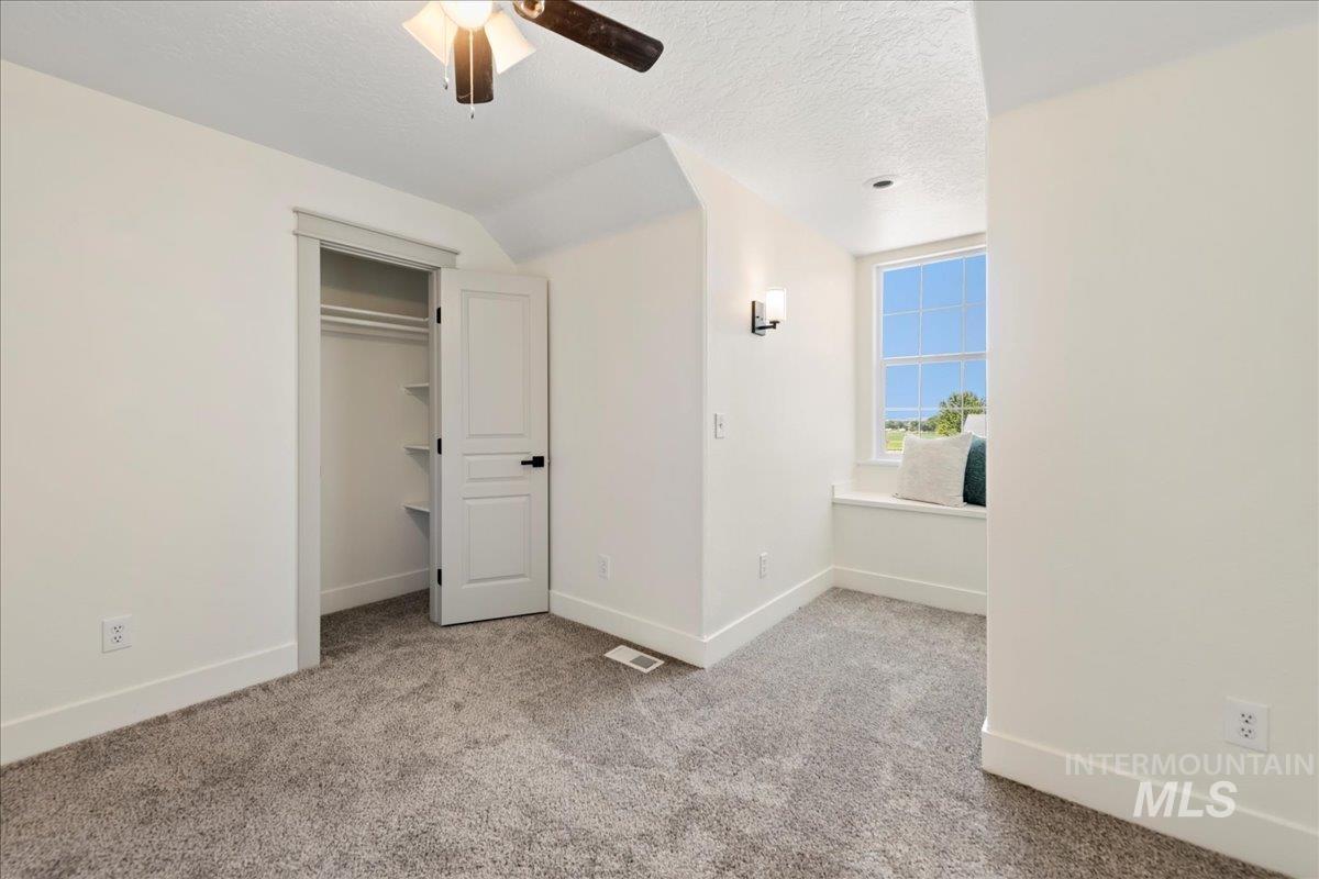 22798 Elsie St, Caldwell, Idaho 83607, 6 Bedrooms, 3 Bathrooms, Residential For Sale, Price $589,900, 98951417