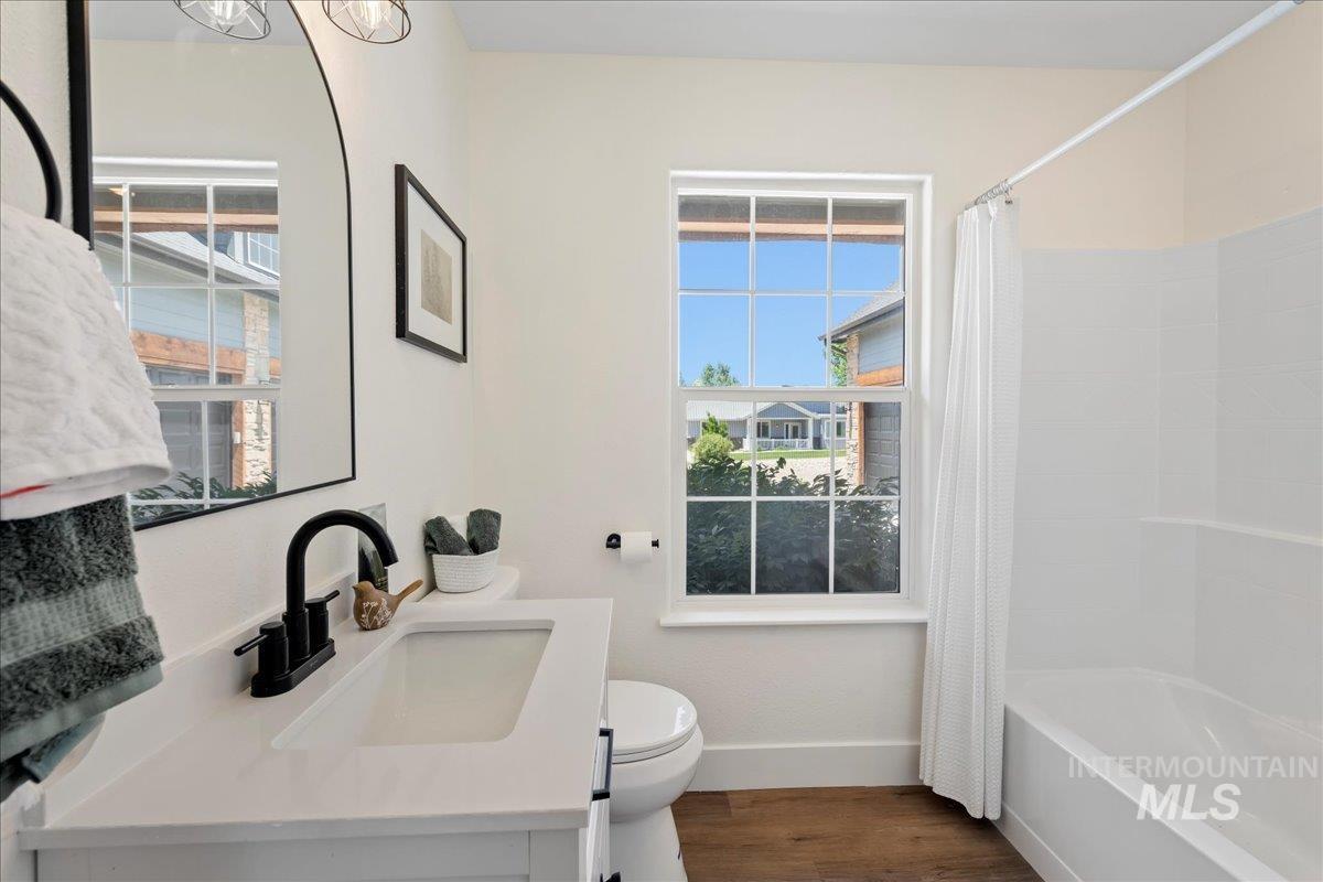 22798 Elsie St, Caldwell, Idaho 83607, 6 Bedrooms, 3 Bathrooms, Residential For Sale, Price $589,900, 98951417