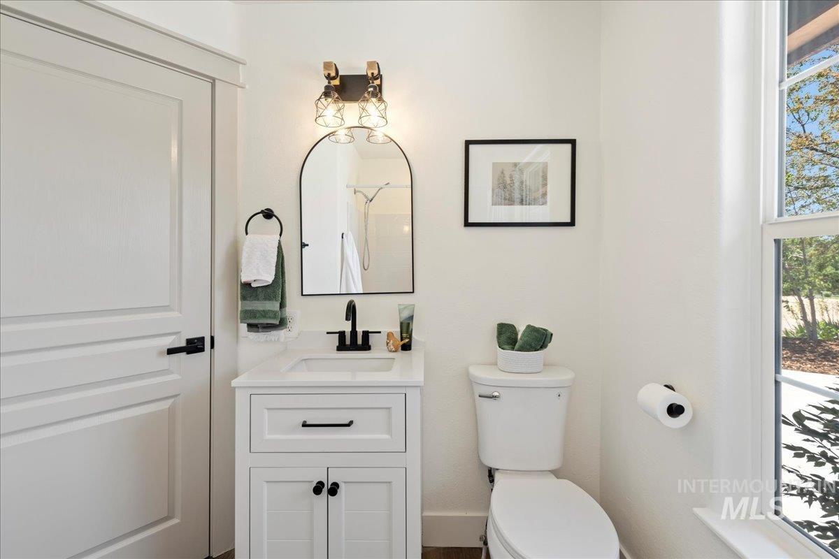 22798 Elsie St, Caldwell, Idaho 83607, 6 Bedrooms, 3 Bathrooms, Residential For Sale, Price $589,900, 98951417