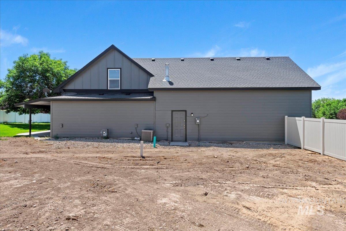 22798 Elsie St, Caldwell, Idaho 83607, 6 Bedrooms, 3 Bathrooms, Residential For Sale, Price $589,900, 98951417