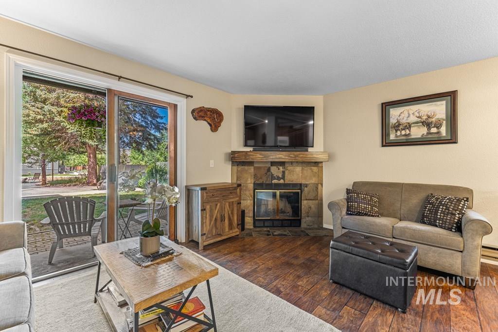 601 Hemlock St., McCall, Idaho 83638, 2 Bedrooms, 1 Bathroom, Residential For Sale, Price $439,000, 98951419