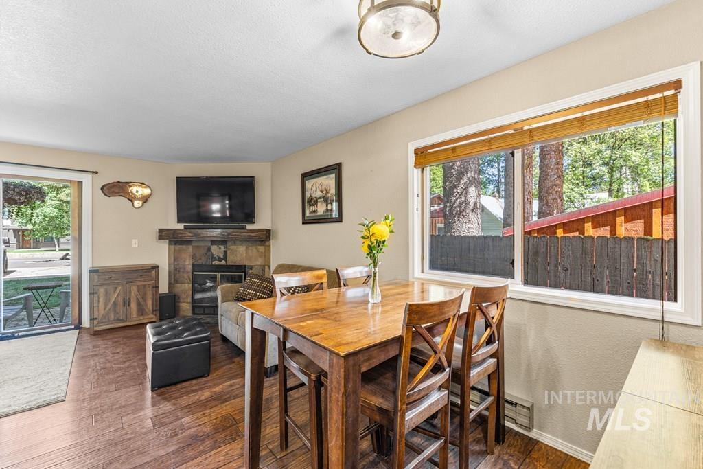 601 Hemlock St., McCall, Idaho 83638, 2 Bedrooms, 1 Bathroom, Residential For Sale, Price $439,000, 98951419