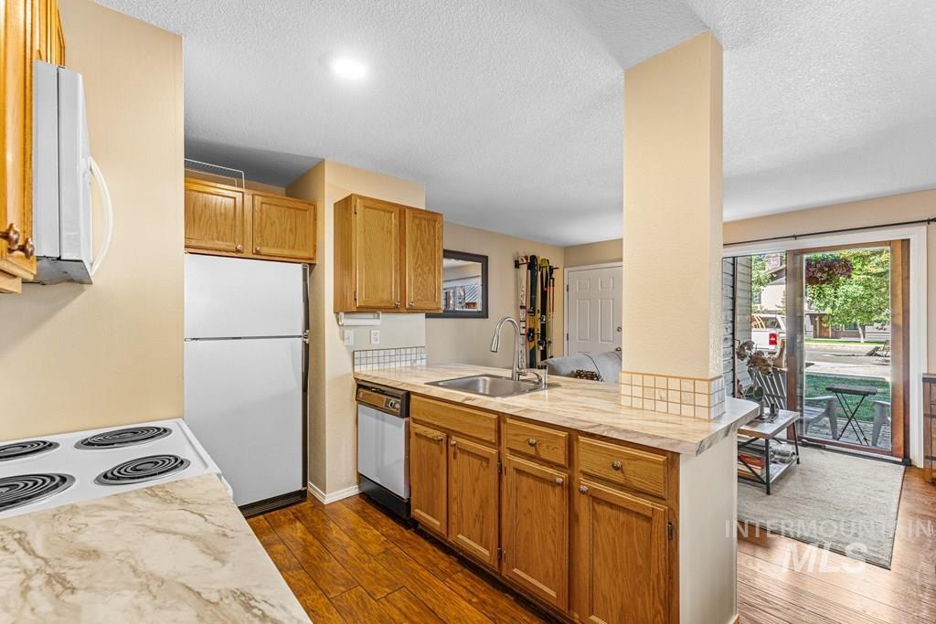 601 Hemlock St., McCall, Idaho 83638, 2 Bedrooms, 1 Bathroom, Residential For Sale, Price $439,000, 98951419