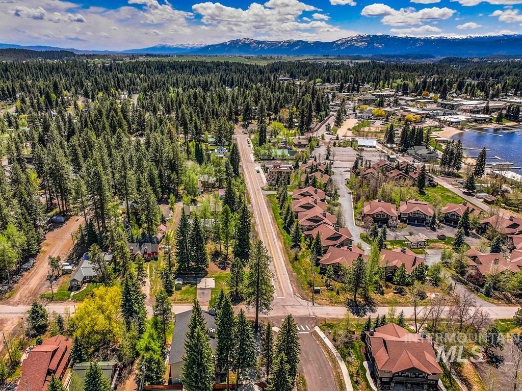 601 Hemlock St., McCall, Idaho 83638, 2 Bedrooms, 1 Bathroom, Residential For Sale, Price $439,000, 98951419