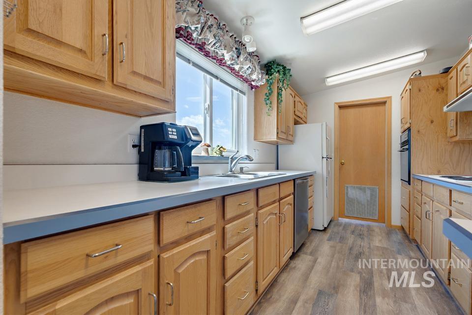 5655 SE 4th Ave., New Plymouth, Idaho 83655, 3 Bedrooms, 2 Bathrooms, Residential For Sale, Price $749,000, 98951440